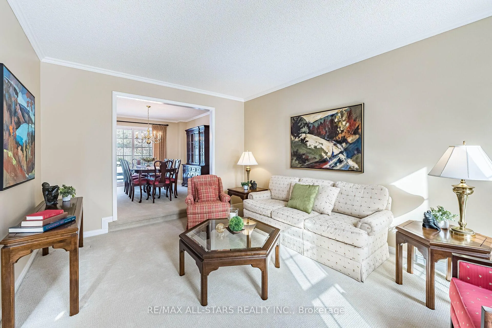 Photo 8 of 24 Ferndell Circle, Markham, Unionville — HOMEH
