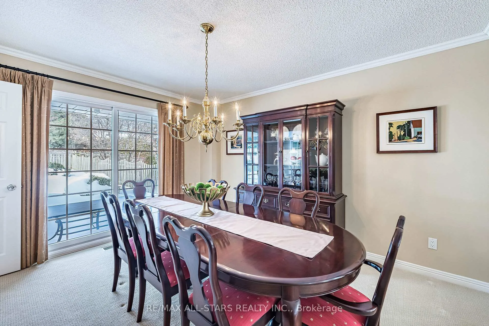 Photo 11 of 24 Ferndell Circle, Markham, Unionville — HOMEH