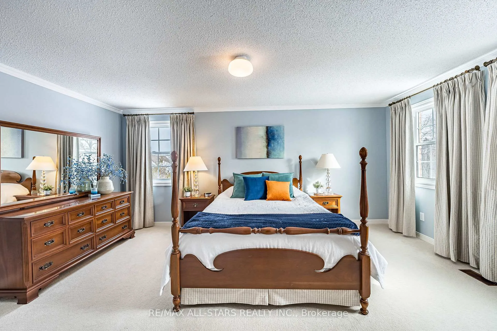 Photo 26 of 24 Ferndell Circle, Markham, Unionville — HOMEH