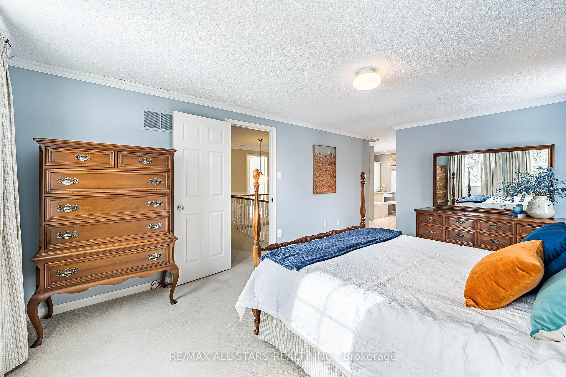 Photo 29 of 24 Ferndell Circle, Markham, Unionville — HOMEH