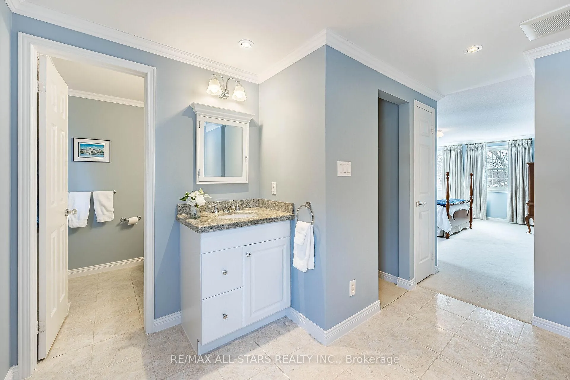 Photo 33 of 24 Ferndell Circle, Markham, Unionville — HOMEH