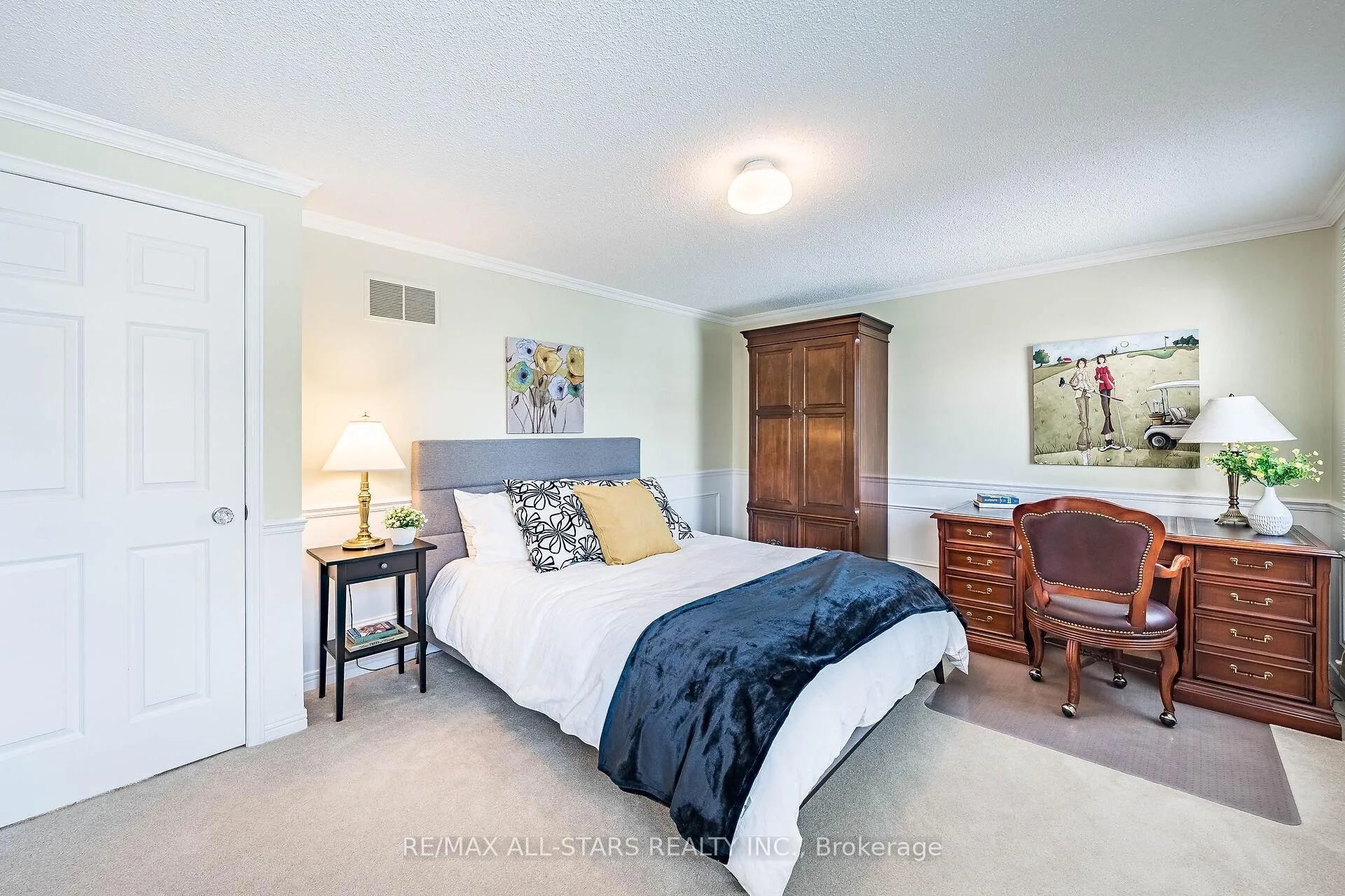 Photo 36 of 24 Ferndell Circle, Markham, Unionville — HOMEH