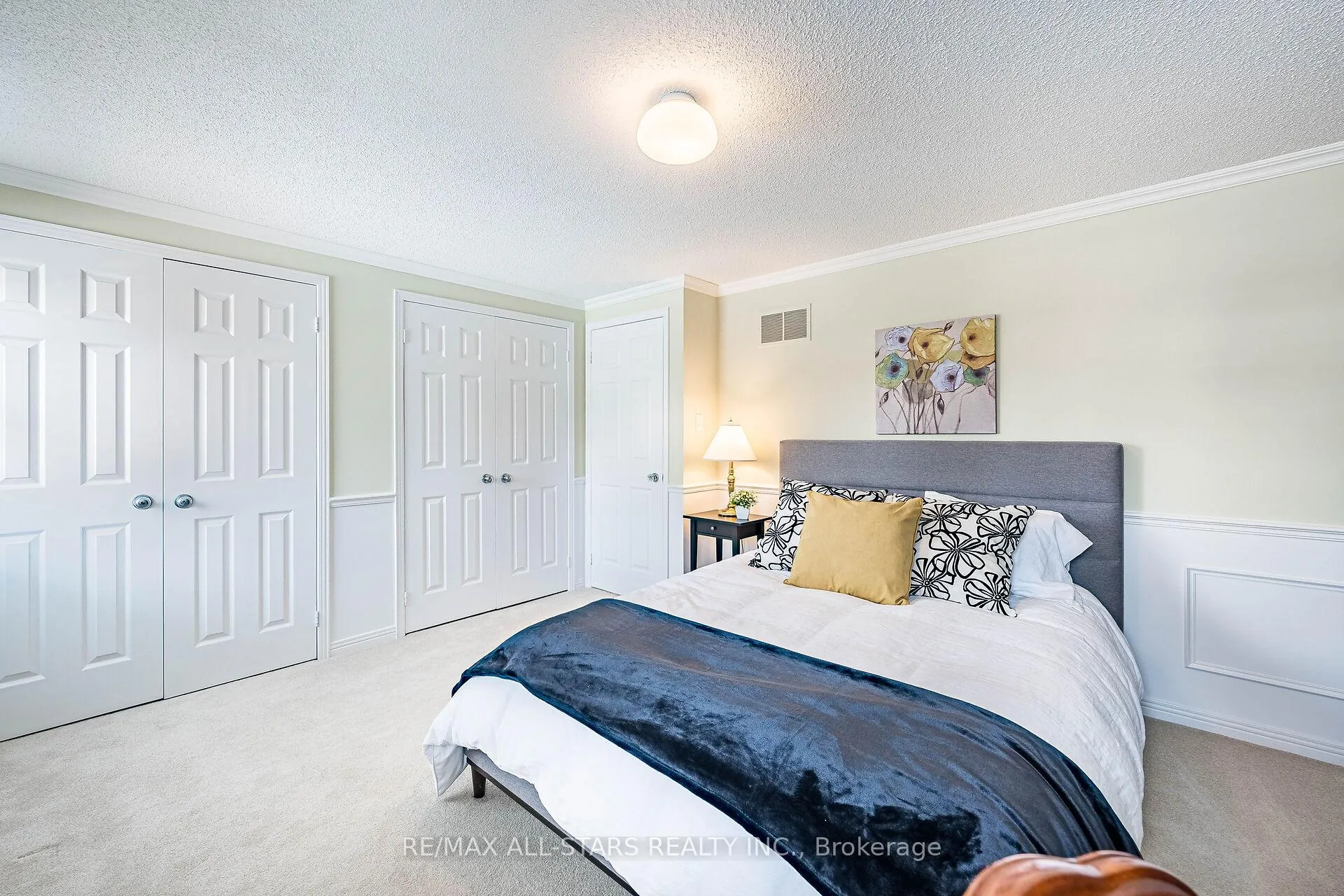 Photo 37 of 24 Ferndell Circle, Markham, Unionville — HOMEH