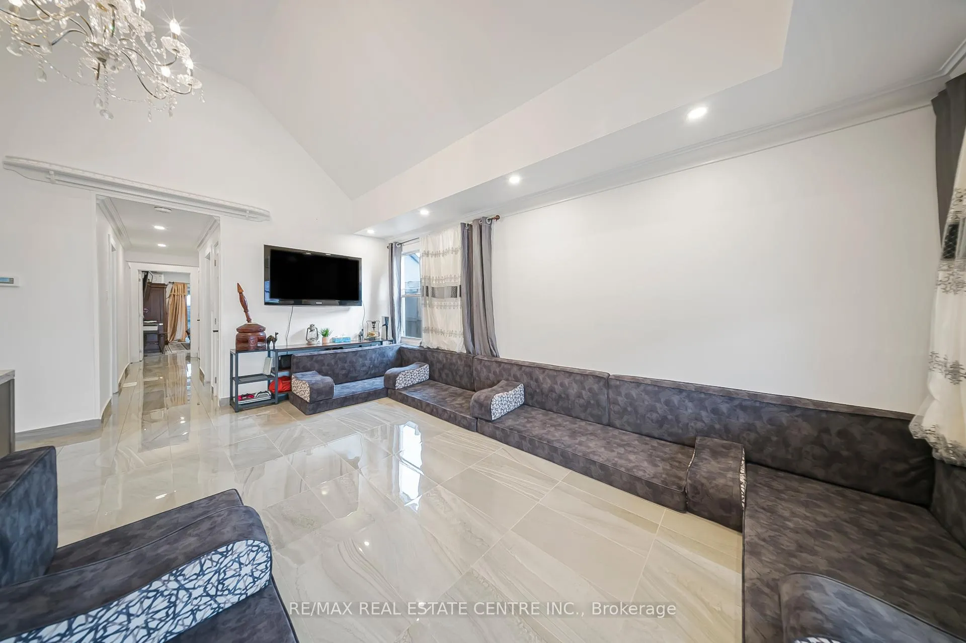 Photo 5 of 118 Cope Street, Hamilton, Homeside — HOMEH