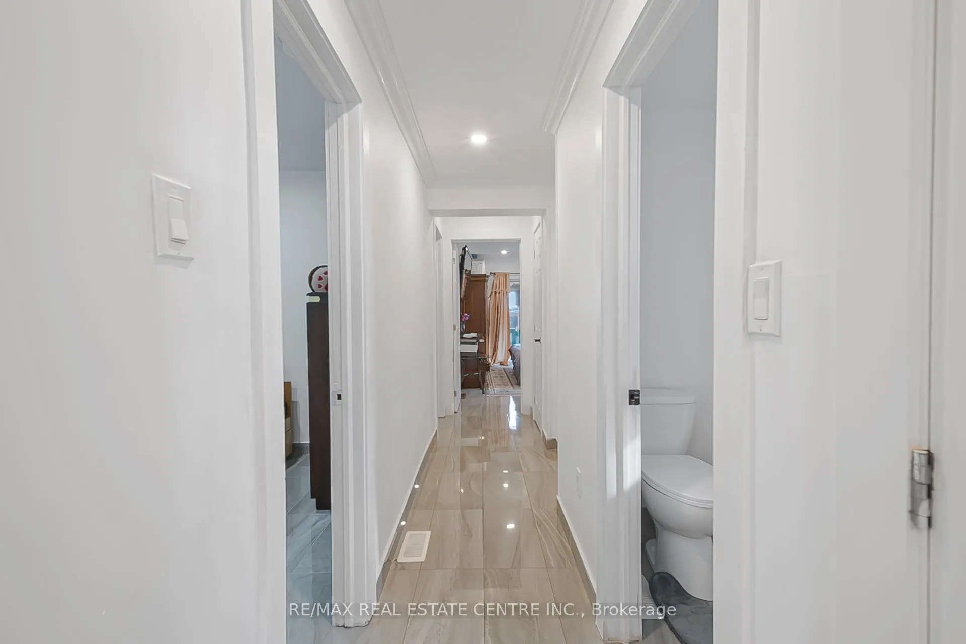 Photo 14 of 118 Cope Street, Hamilton, Homeside — HOMEH