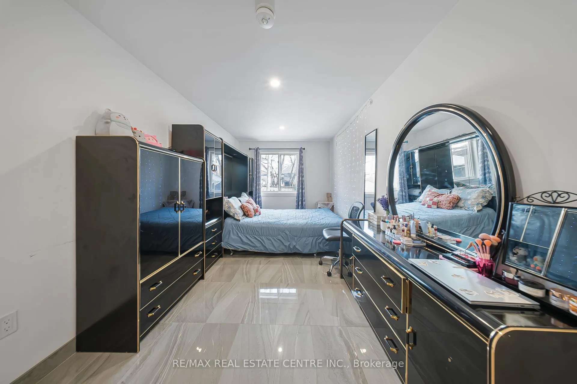 Photo 20 of 118 Cope Street, Hamilton, Homeside — HOMEH