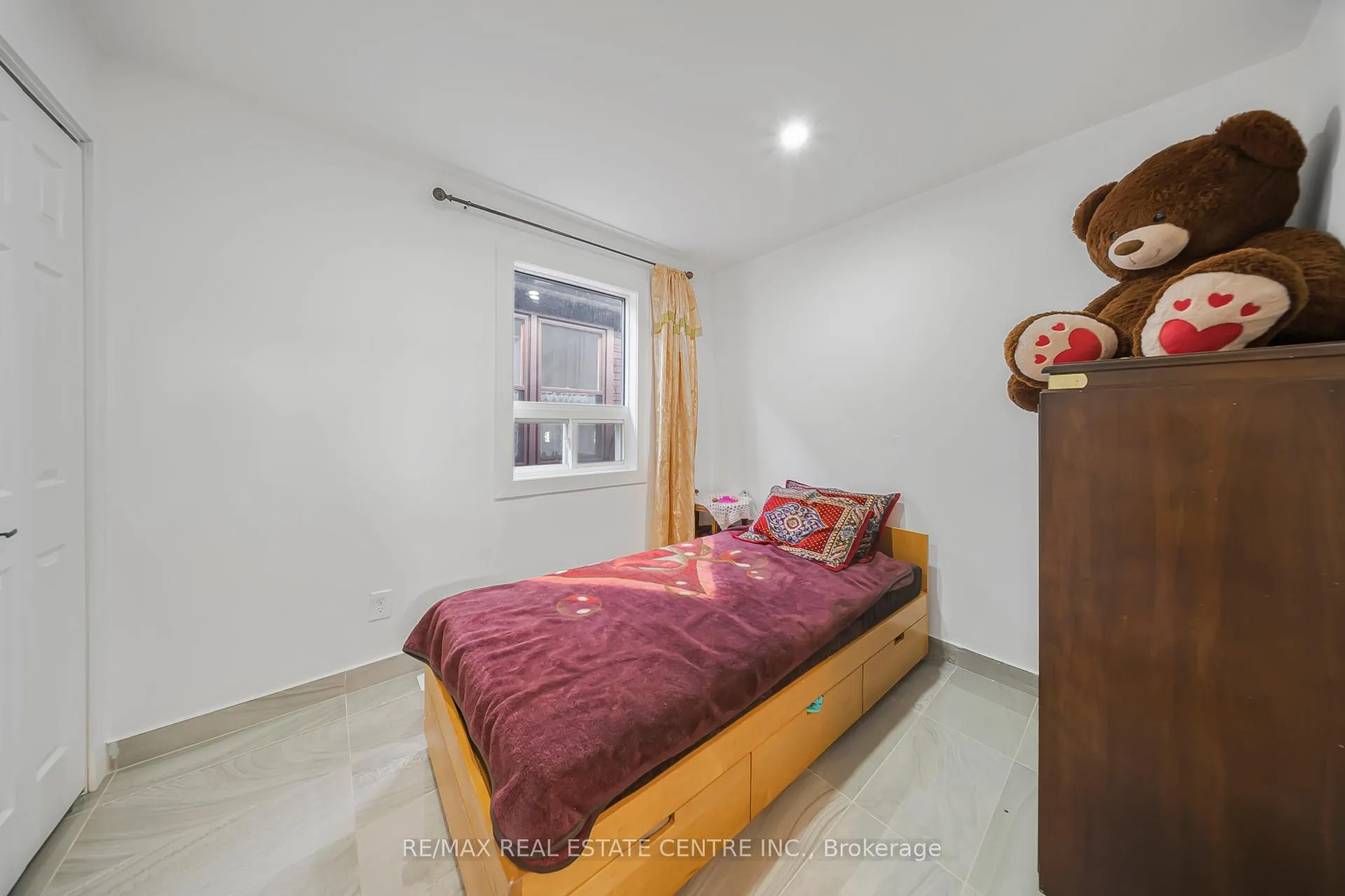Photo 23 of 118 Cope Street, Hamilton, Homeside — HOMEH
