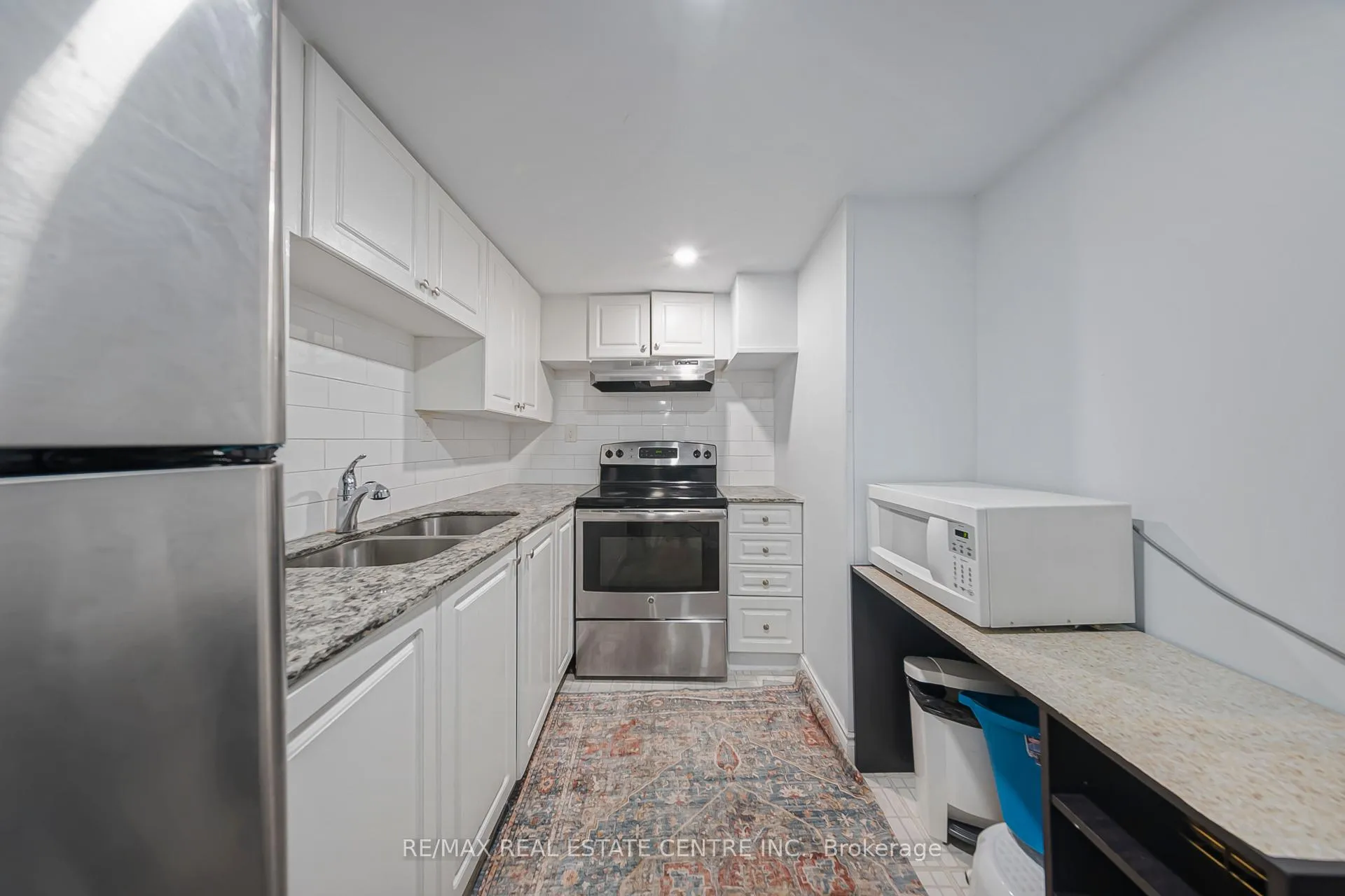 Photo 33 of 118 Cope Street, Hamilton, Homeside — HOMEH