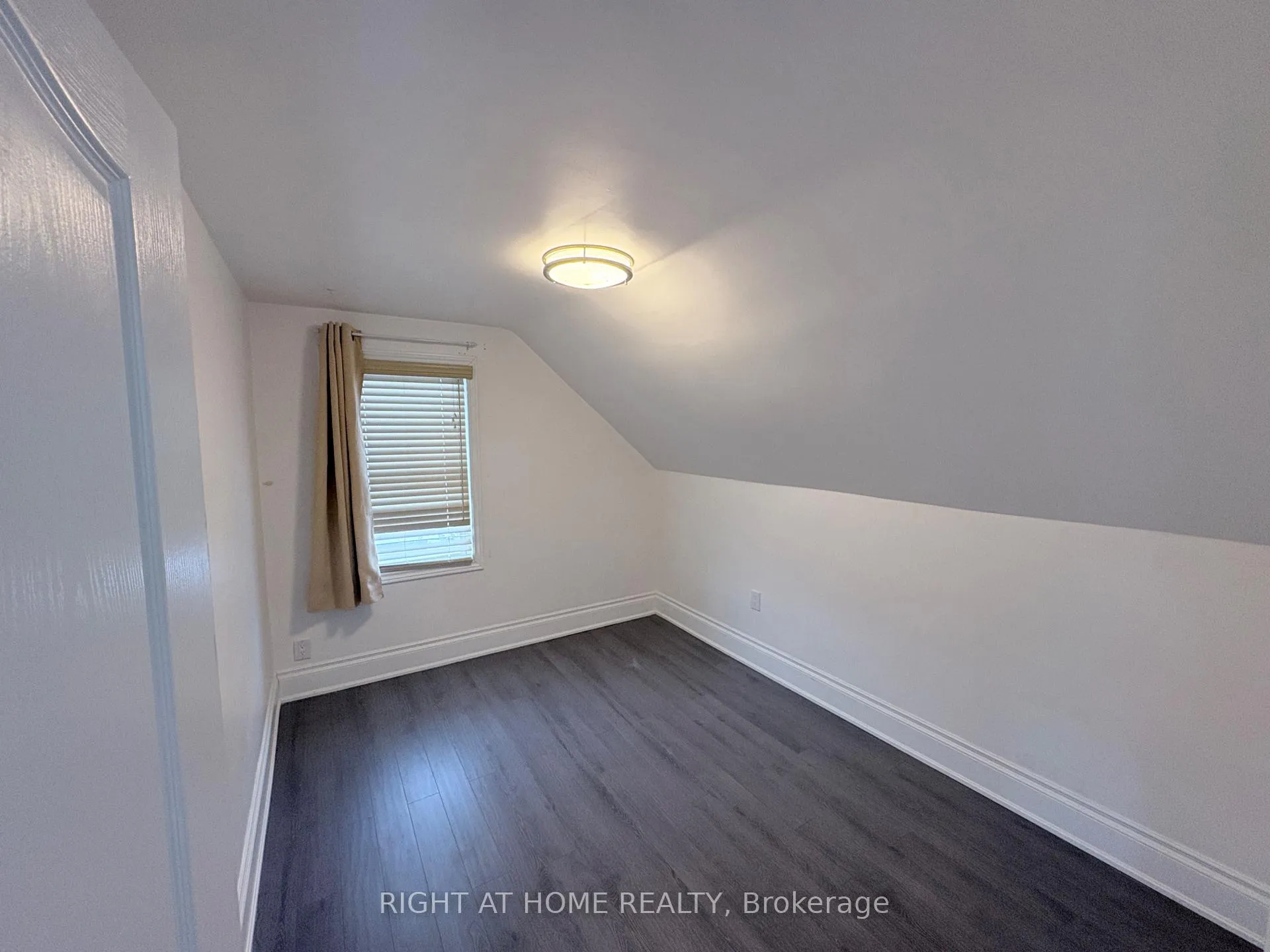 Photo 13 of Unit Main, 144 Conant Street, Oshawa, Lakeview — HOMEH