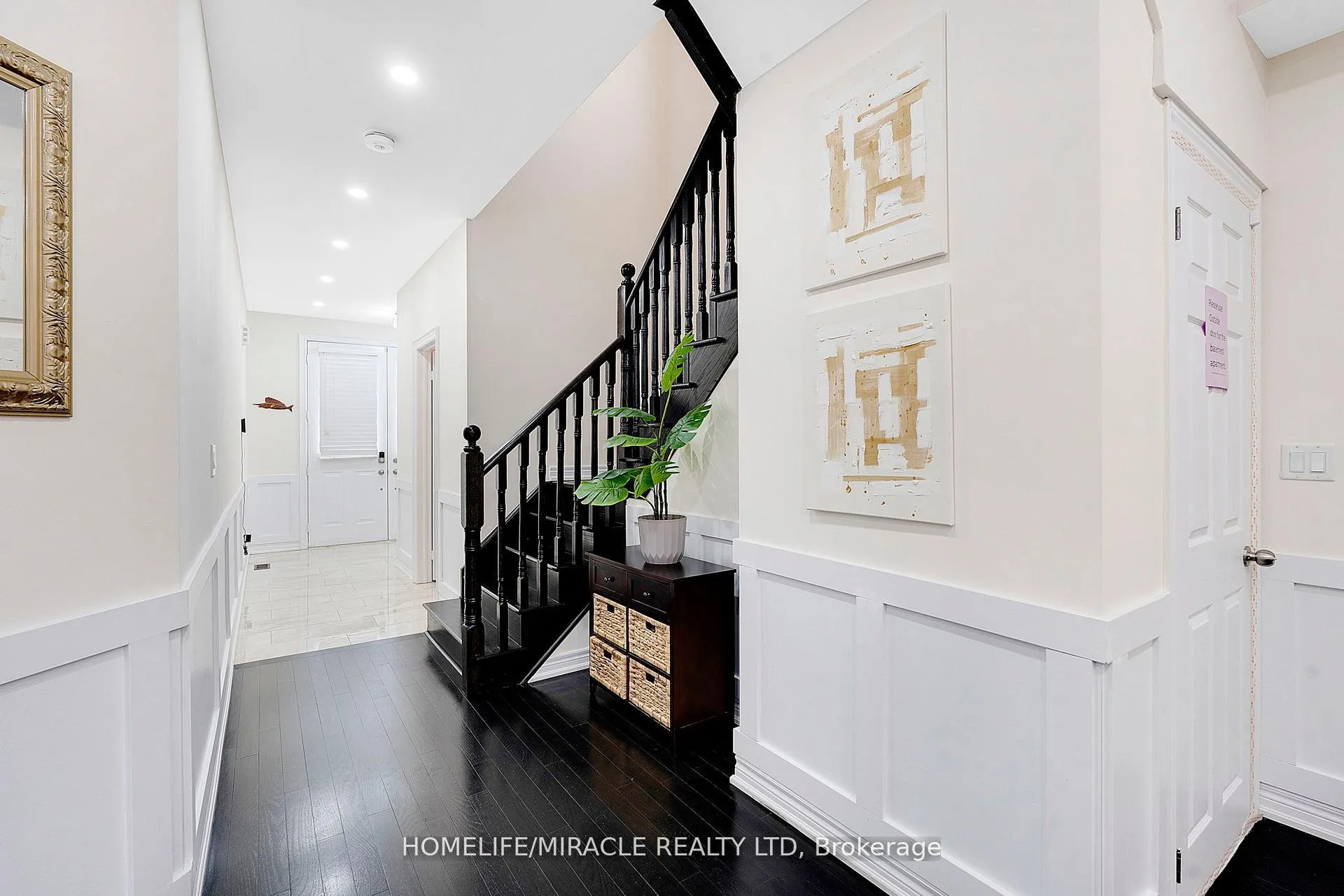 Photo 10 of 10 Dalecrest Road, Brampton, Credit Valley — HOMEH