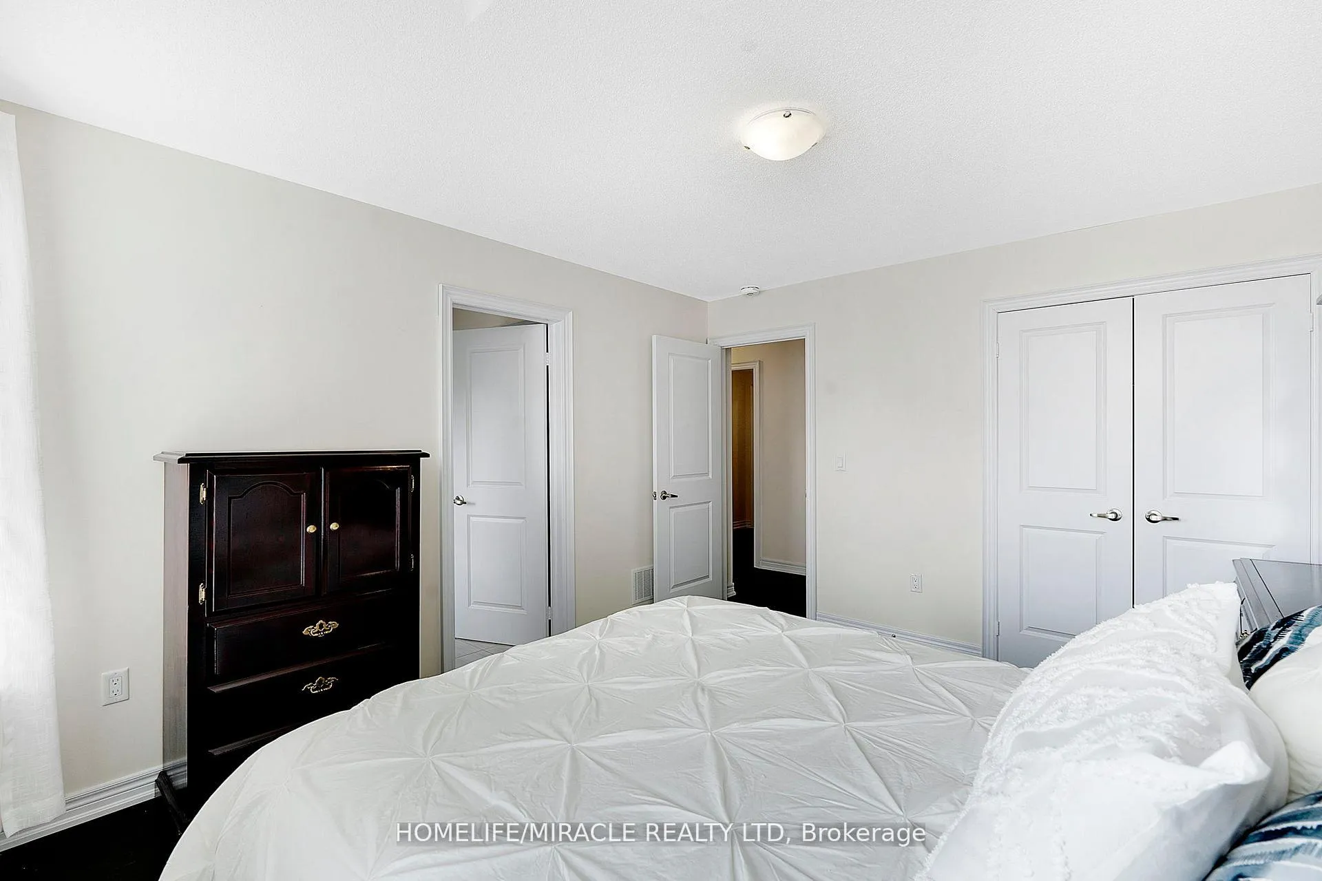 Photo 32 of 10 Dalecrest Road, Brampton, Credit Valley — HOMEH