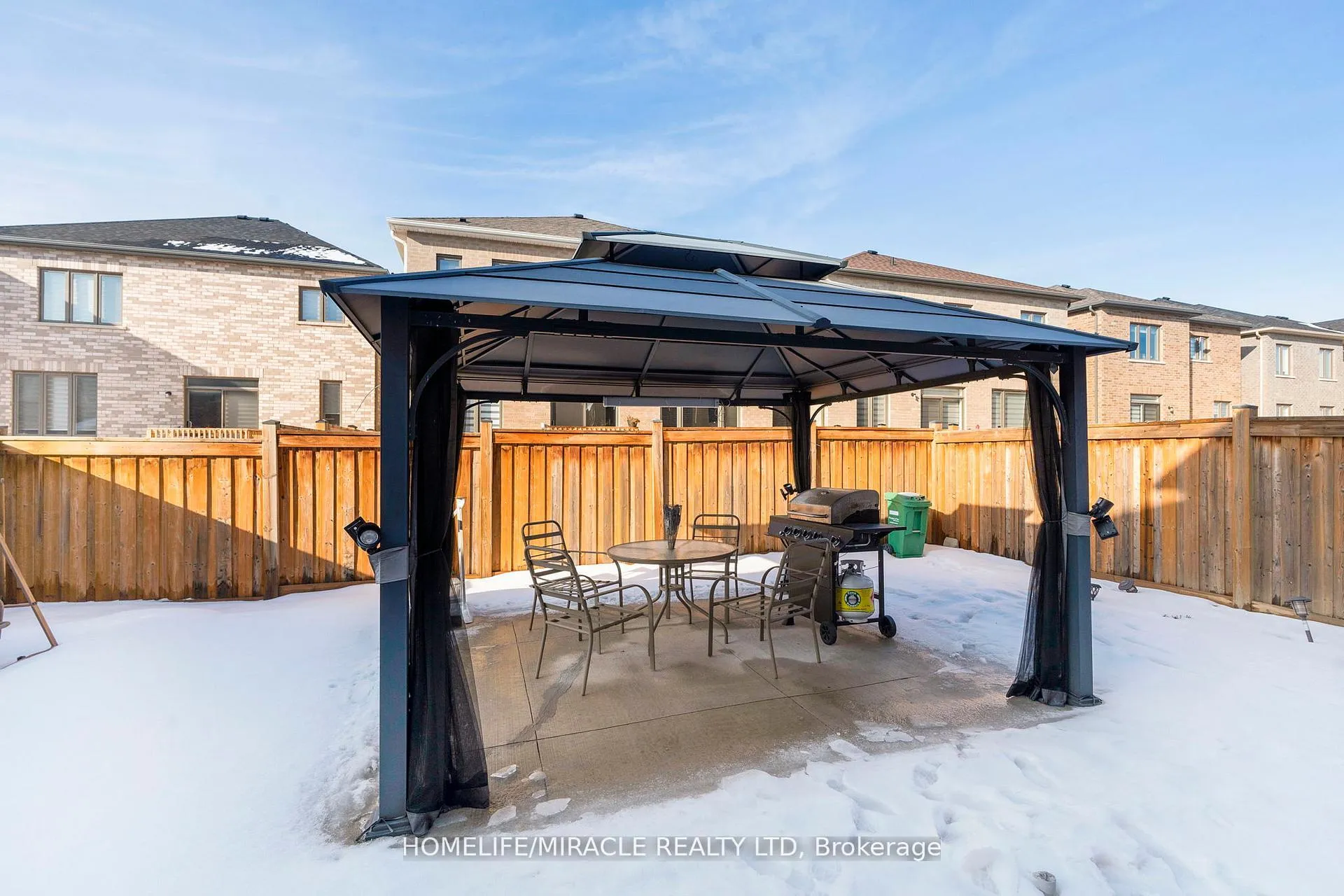 Photo 47 of 10 Dalecrest Road, Brampton, Credit Valley — HOMEH