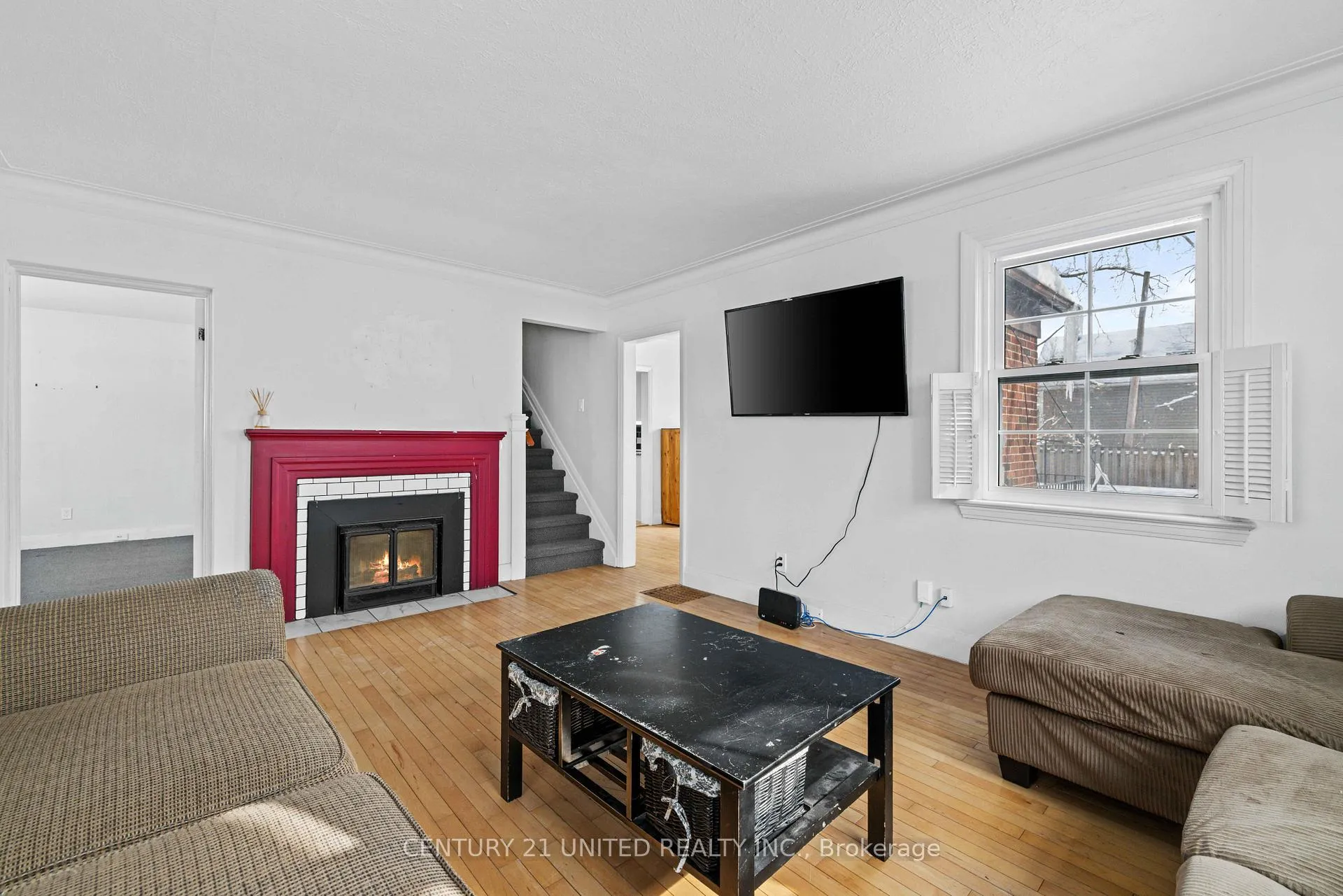 Photo 4 of 598 Donegal Street, Peterborough, Town Ward 3 — HOMEH