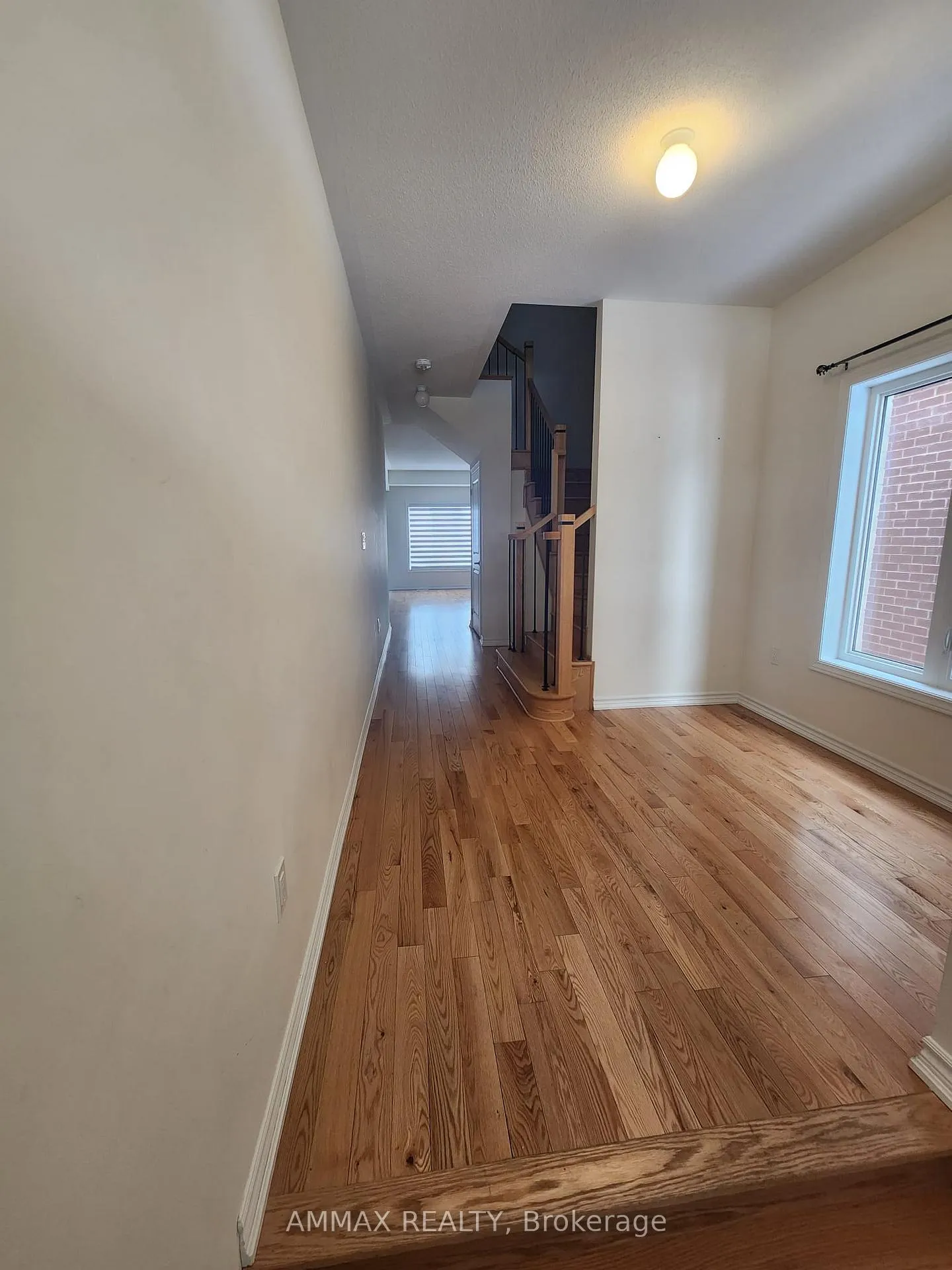 Photo 3 of 2517 Athena Path, Pickering, Rural Pickering — HOMEH