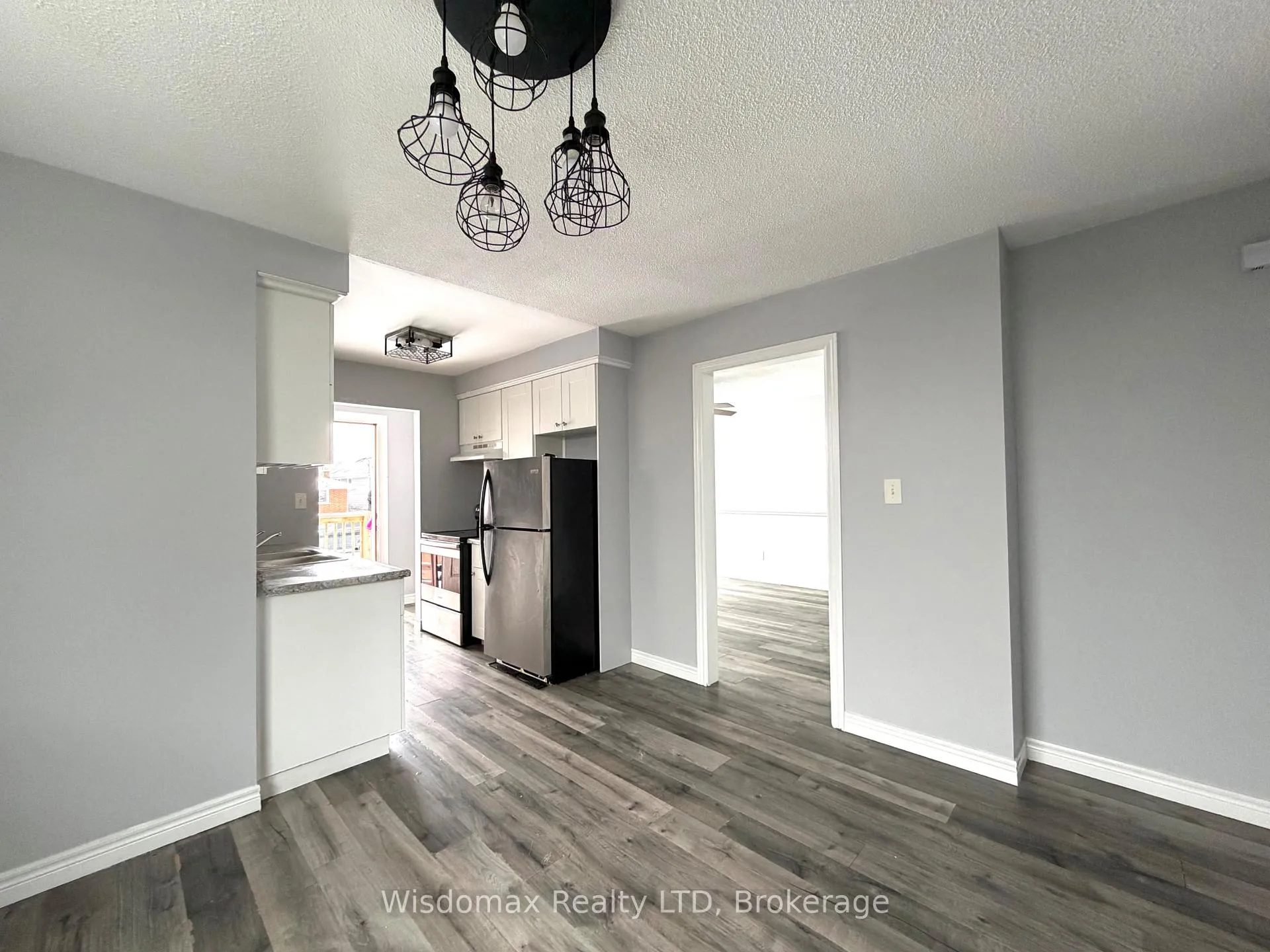 Photo 6 of 7 Kirk Street, St. Catharines, Western Hill — HOMEH