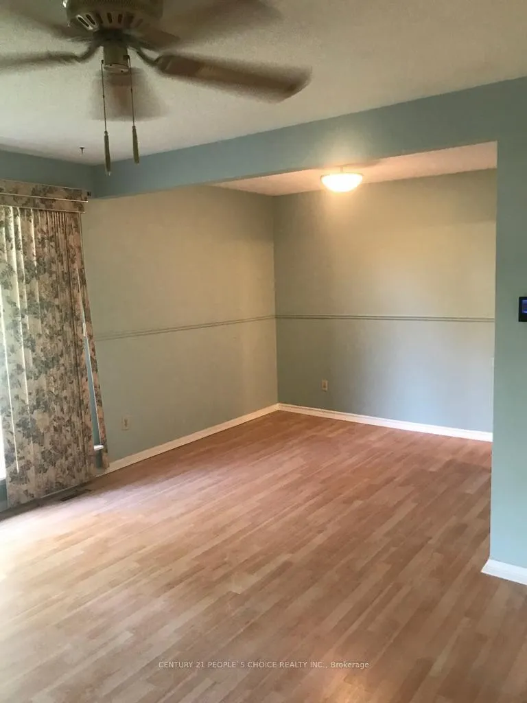Photo 8 of Unit Main, 29 Flavian Crescent, Brampton, Southgate — HOMEH
