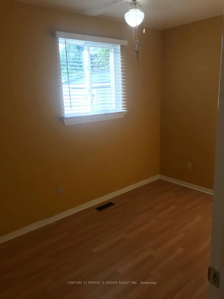 Photo 13 of Unit Main, 29 Flavian Crescent, Brampton, Southgate — HOMEH