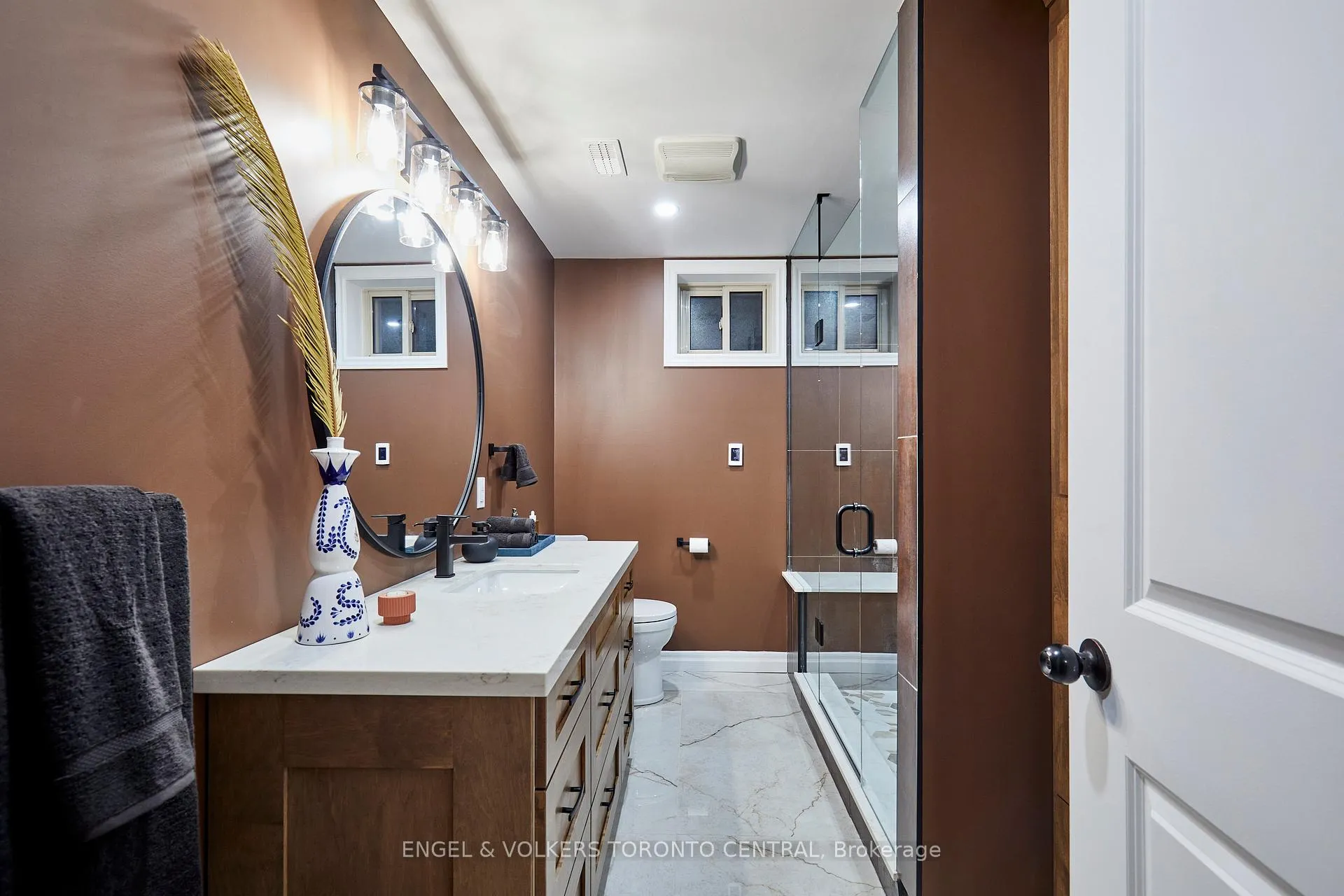 Photo 29 of 66 Varcoe Road, Clarington, Courtice — HOMEH