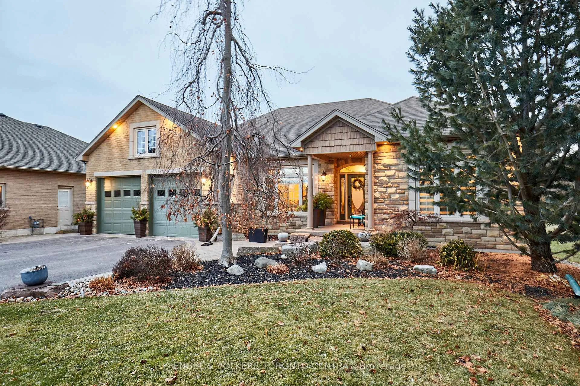 Photo 39 of 66 Varcoe Road, Clarington, Courtice — HOMEH