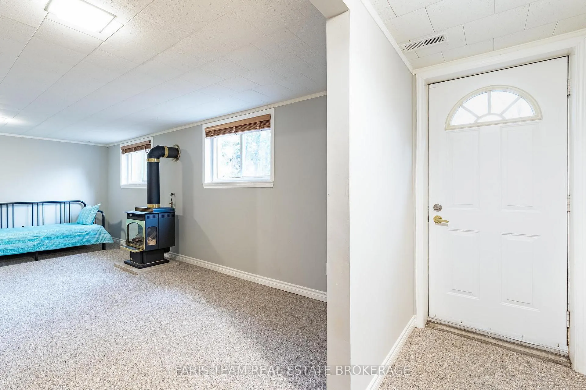 Photo 18 of 15 Davidson Street, Barrie, Wellington — HOMEH
