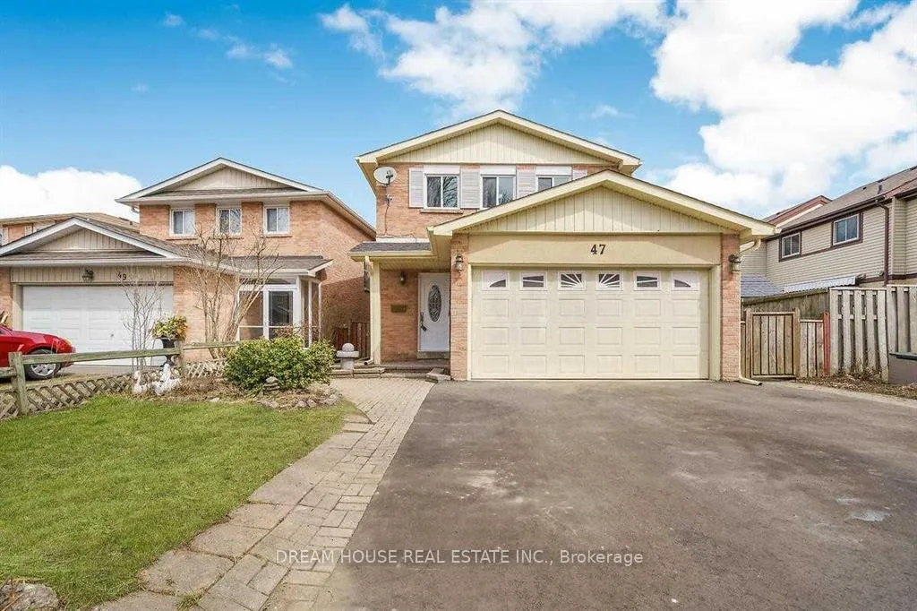 Photo 2 of 47 Rushmore Crescent, Brampton, Heart Lake East — HOMEH