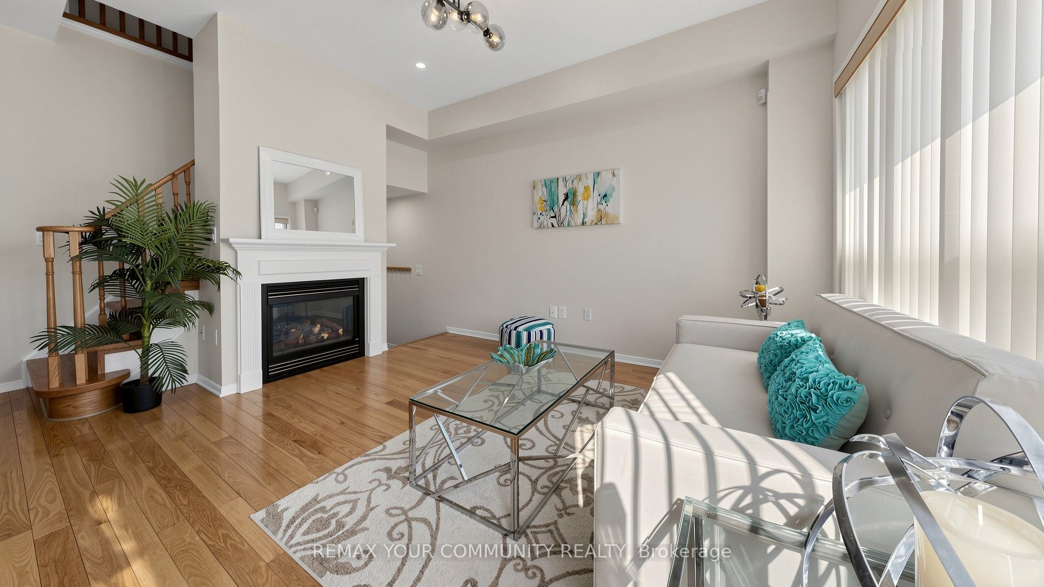 Photo 17 of 15 Catherina Street, Markham, Berczy — HOMEH