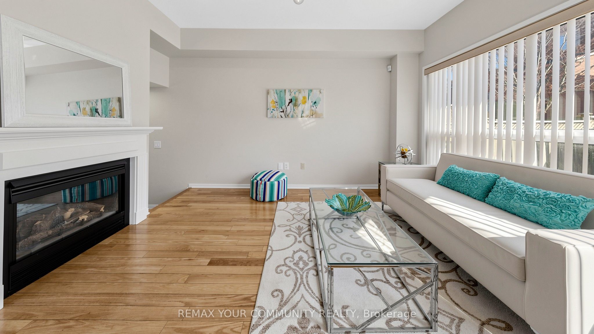 Photo 16 of 15 Catherina Street, Markham, Berczy — HOMEH
