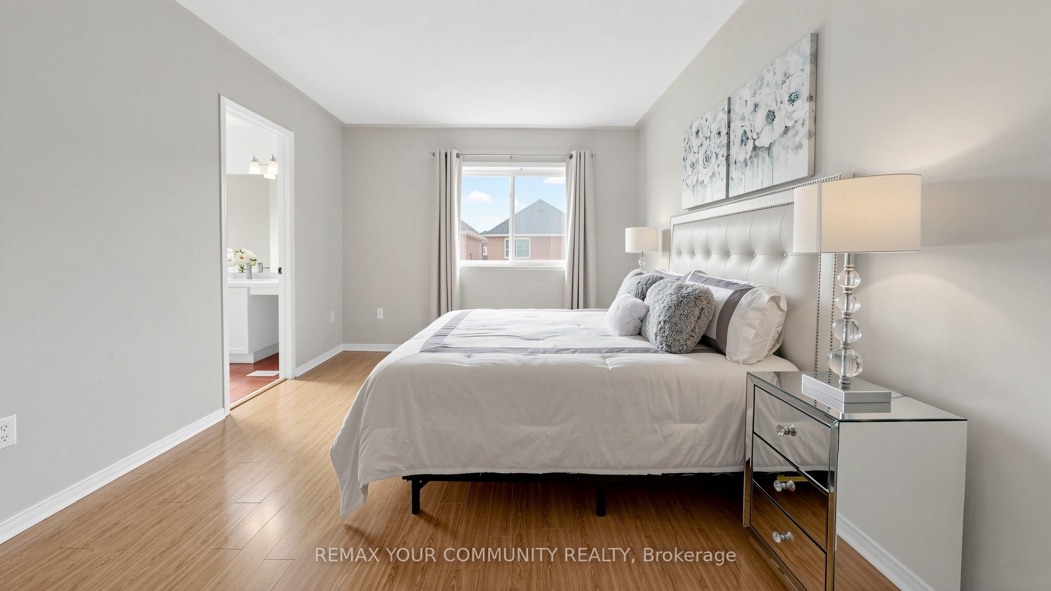 Photo 22 of 15 Catherina Street, Markham, Berczy — HOMEH