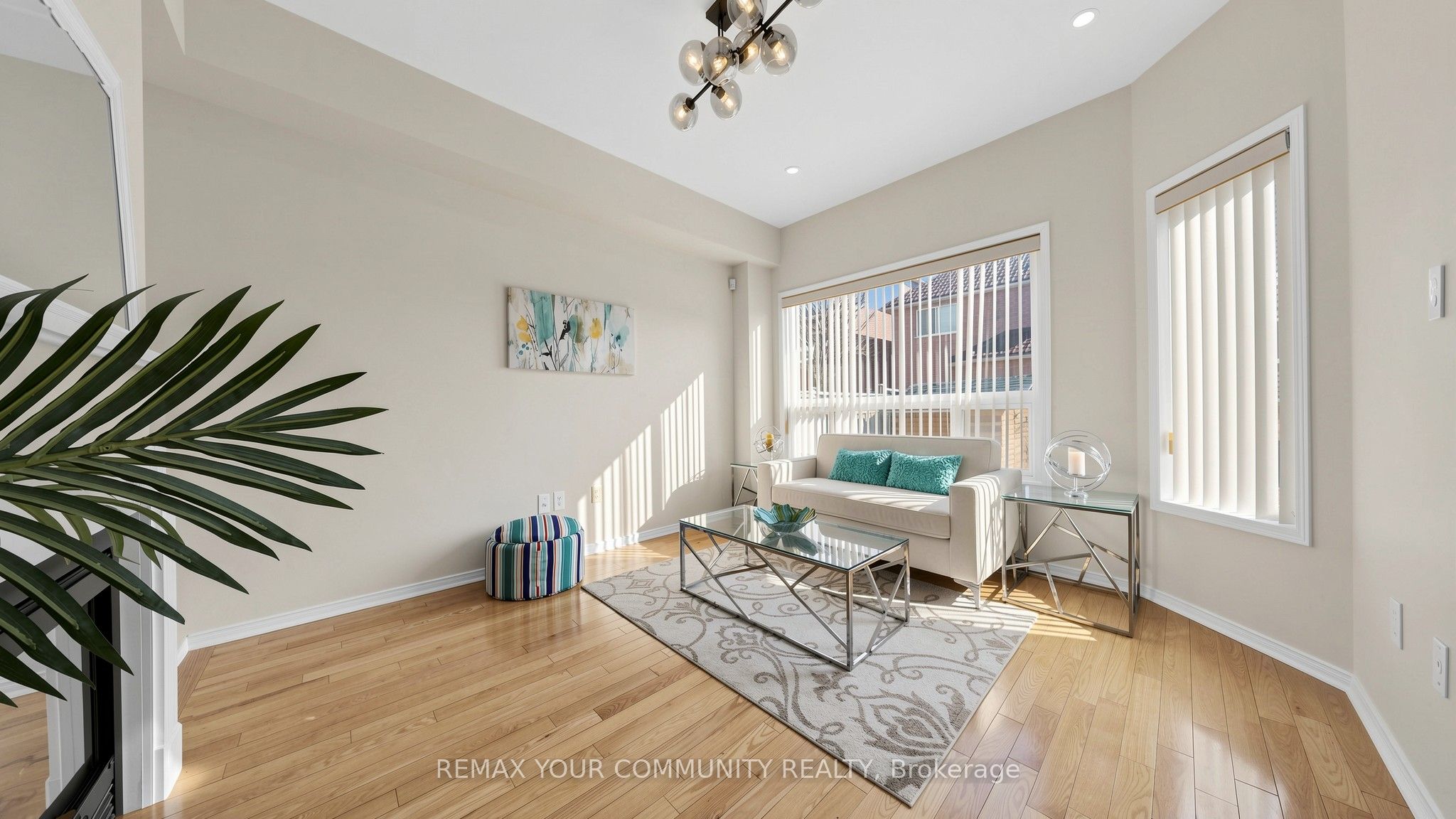 Photo 13 of 15 Catherina Street, Markham, Berczy — HOMEH