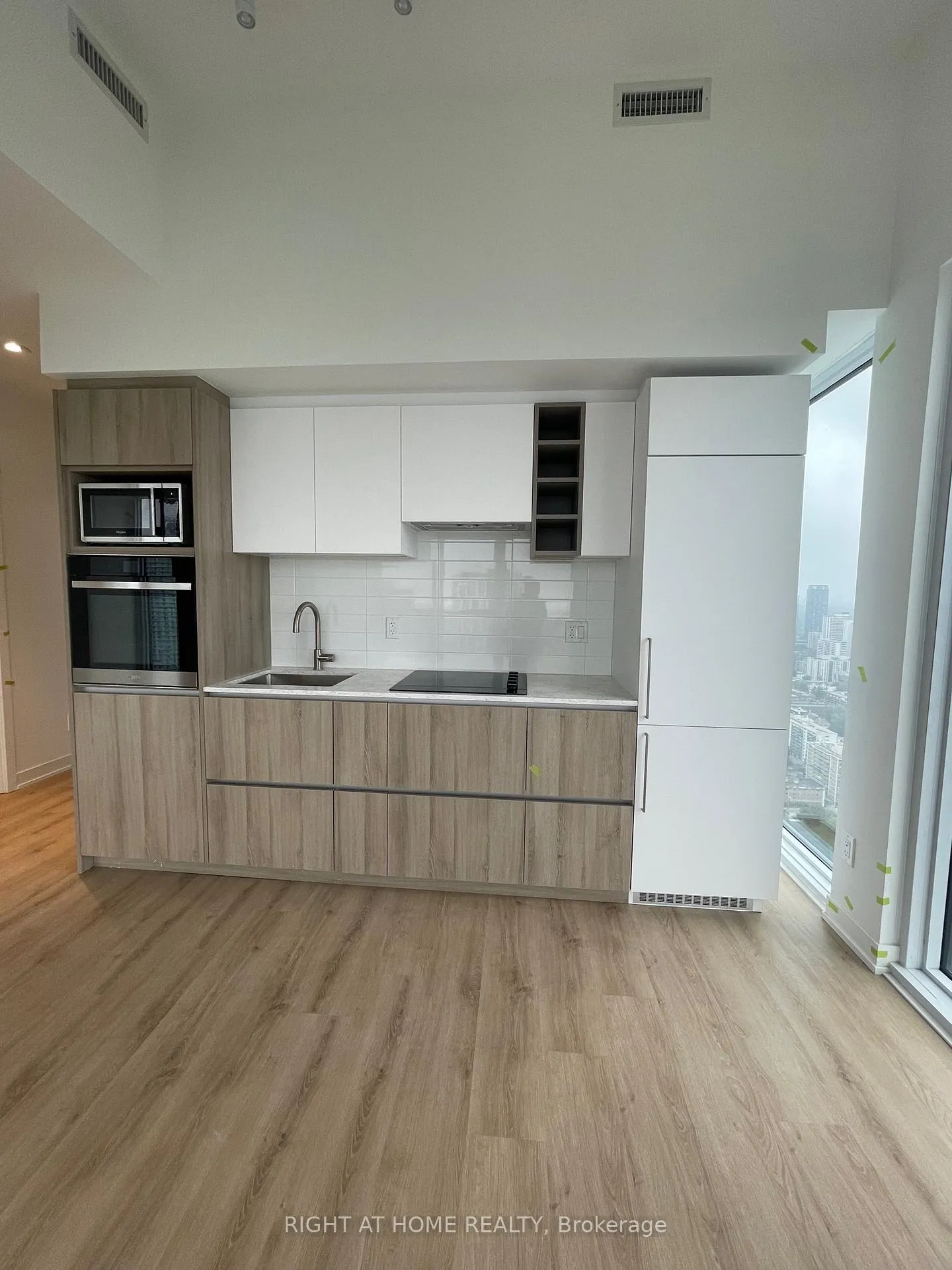Photo 2 of Unit PH12, 319 Jarvis Street, Toronto, Moss Park — HOMEH