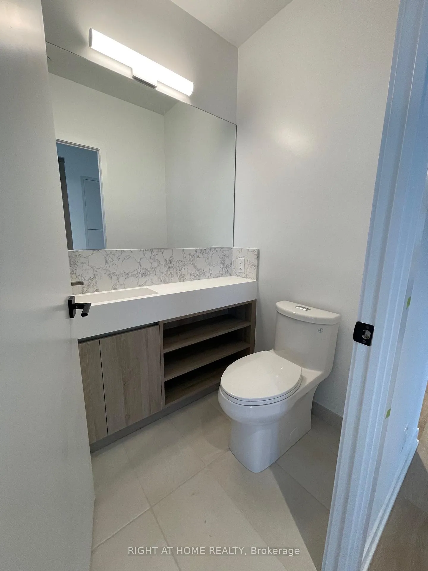 Photo 6 of Unit PH12, 319 Jarvis Street, Toronto, Moss Park — HOMEH