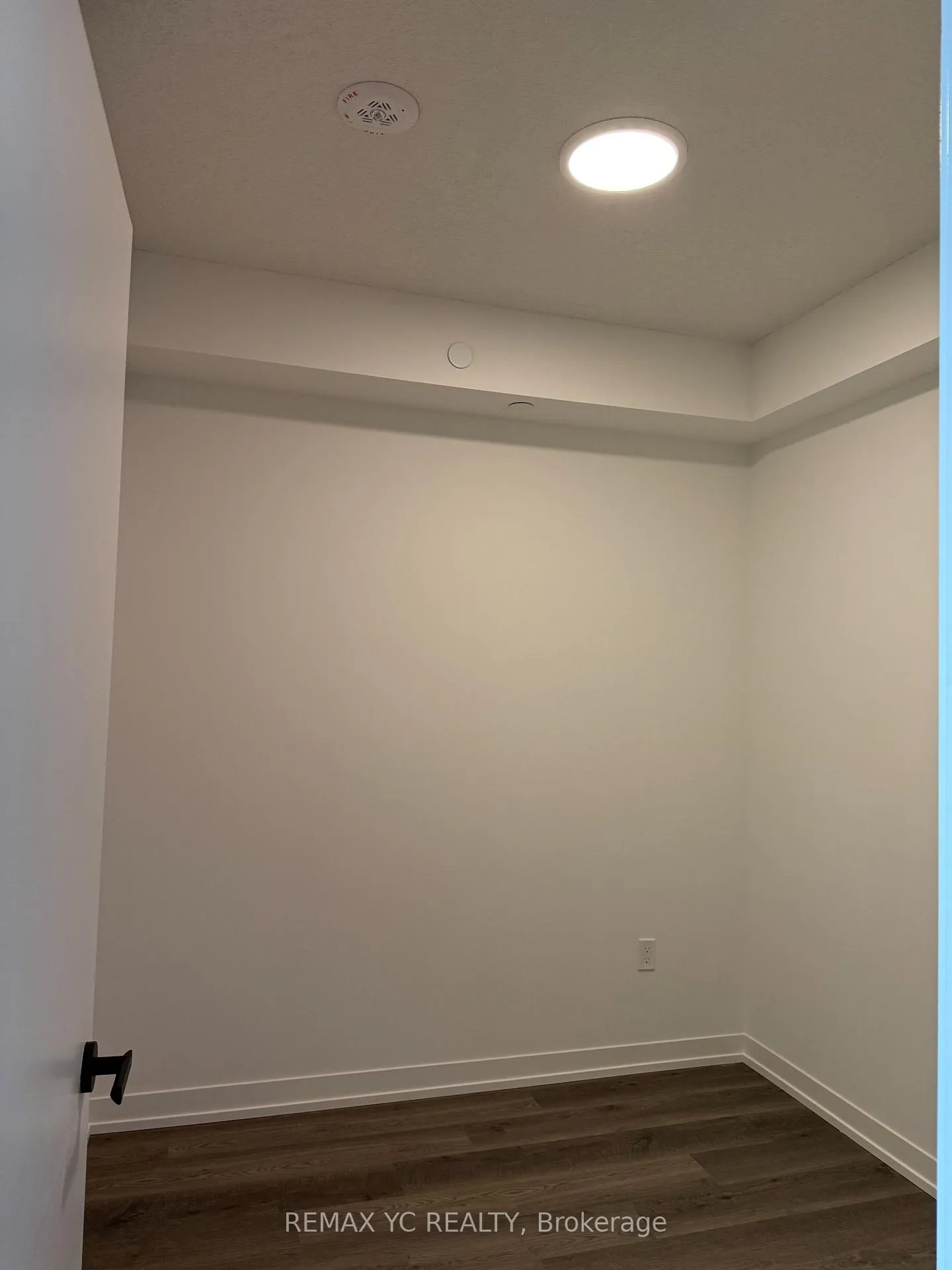Photo 14 of Unit 4311, 8 Interchange Way, Vaughan, Vaughan Corporate Centre — HOMEH