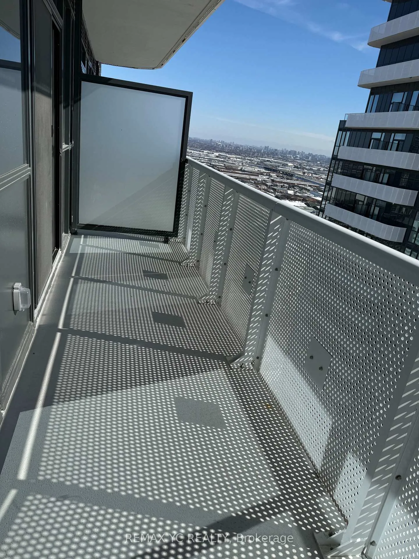 Photo 20 of Unit 4311, 8 Interchange Way, Vaughan, Vaughan Corporate Centre — HOMEH
