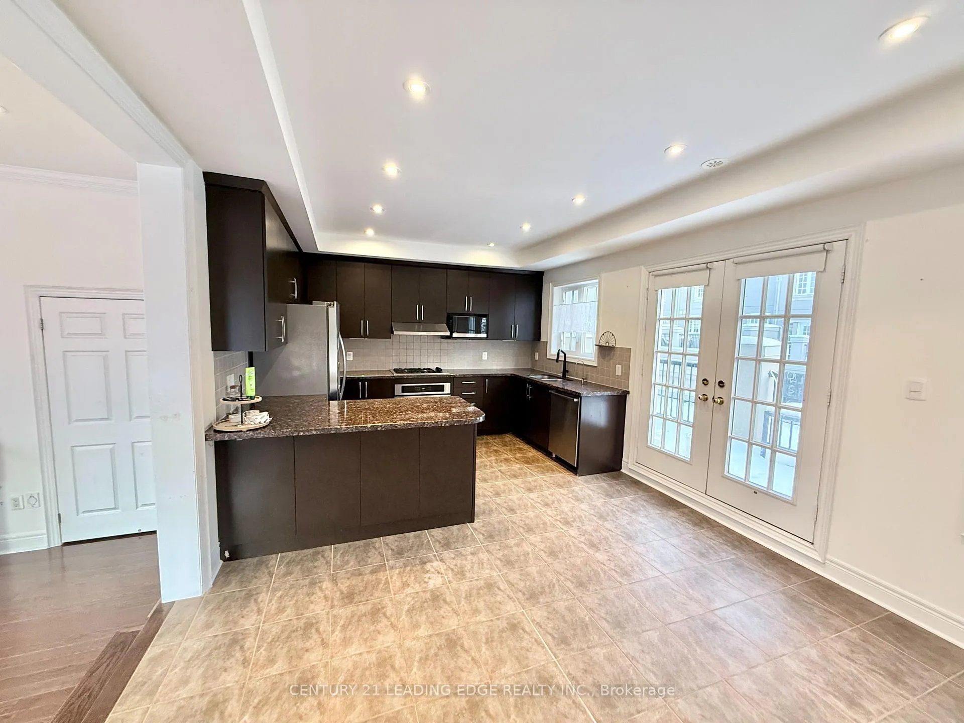 Photo 8 of 87 Rouge Valley Drive W, Markham, Unionville — HOMEH