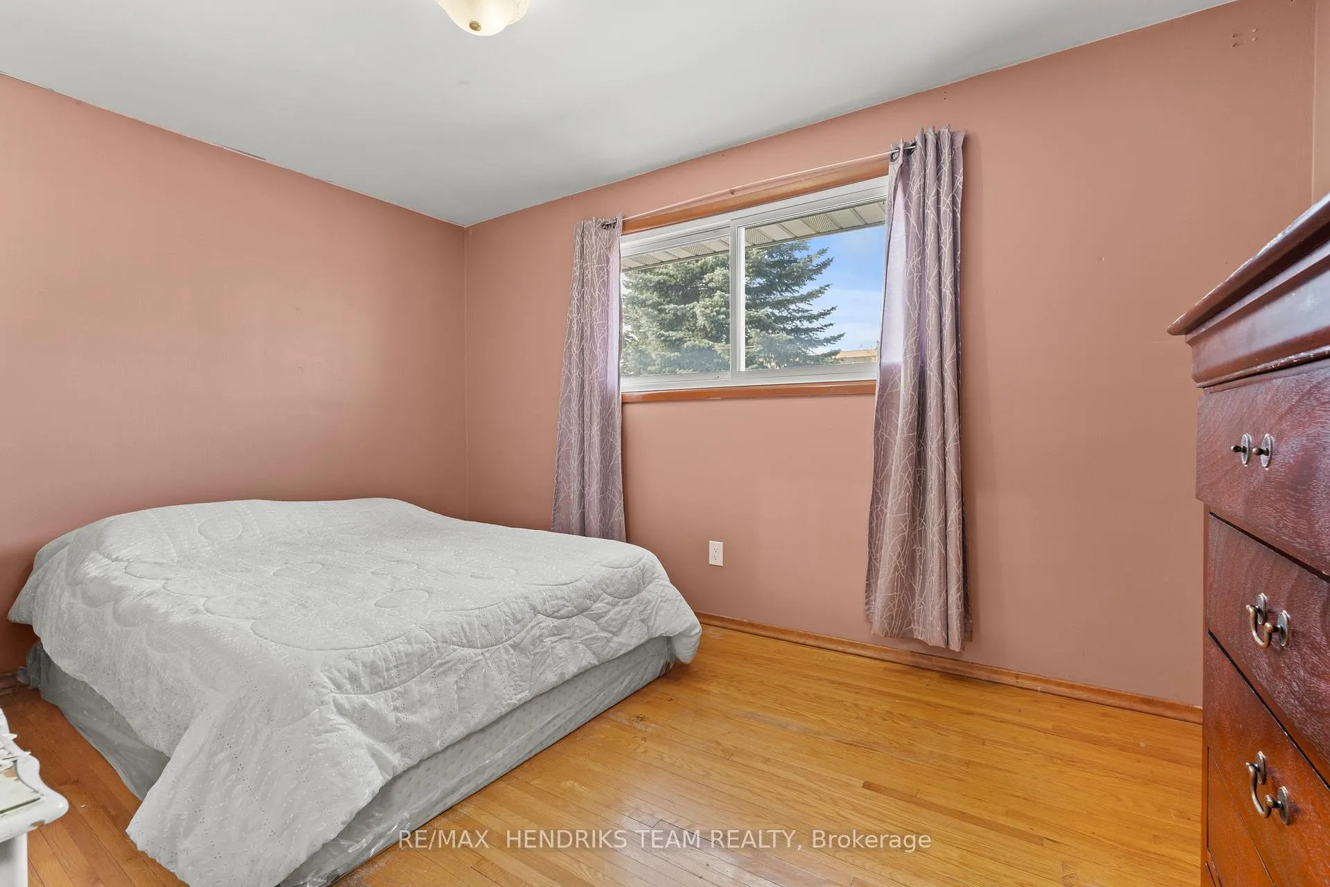 Photo 17 of 94 Victor Boulevard, Hamilton, Greeningdon — HOMEH