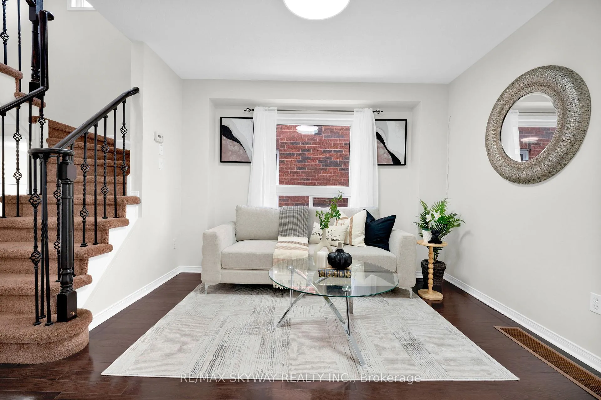 Photo 3 of 108 Bushmill Circle, Brampton, Fletcher's Meadow — HOMEH