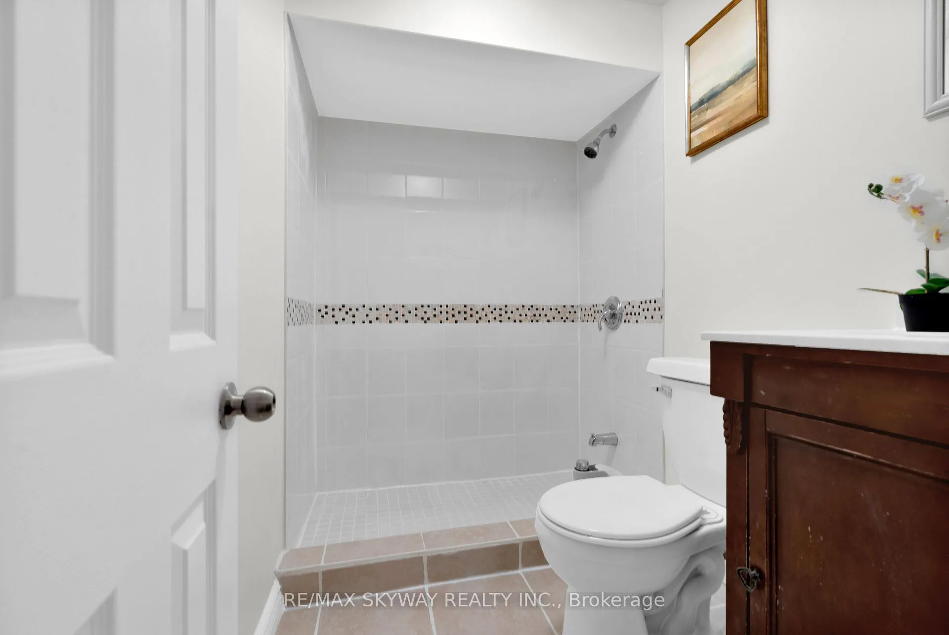 Photo 32 of 108 Bushmill Circle, Brampton, Fletcher's Meadow — HOMEH