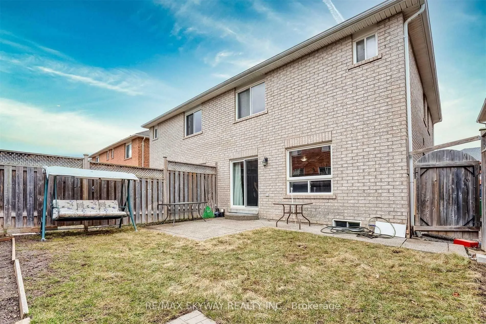 Photo 35 of 108 Bushmill Circle, Brampton, Fletcher's Meadow — HOMEH