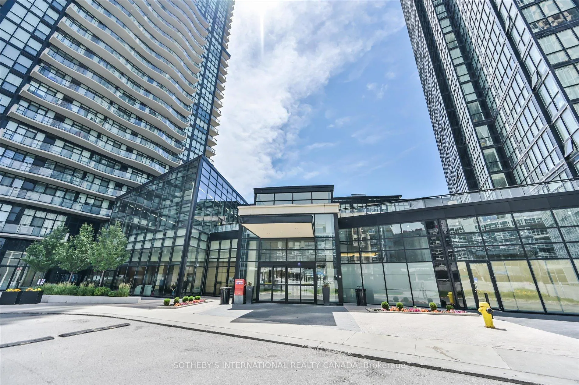 Photo 2 of Unit 3401, 2910 Highway 7, Vaughan, Concord — HOMEH