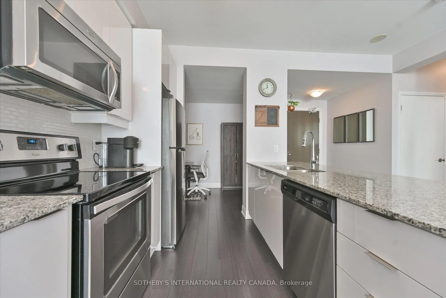 Photo 10 of Unit 3401, 2910 Highway 7, Vaughan, Concord — HOMEH
