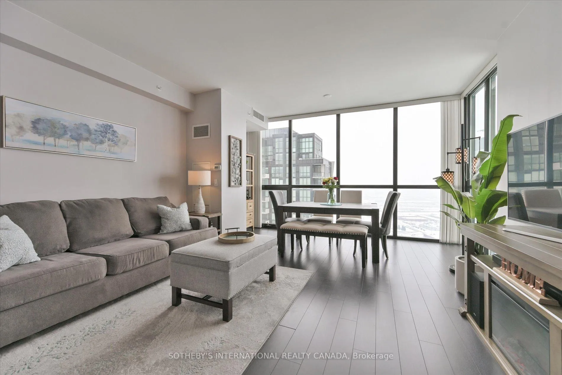 Photo 12 of Unit 3401, 2910 Highway 7, Vaughan, Concord — HOMEH