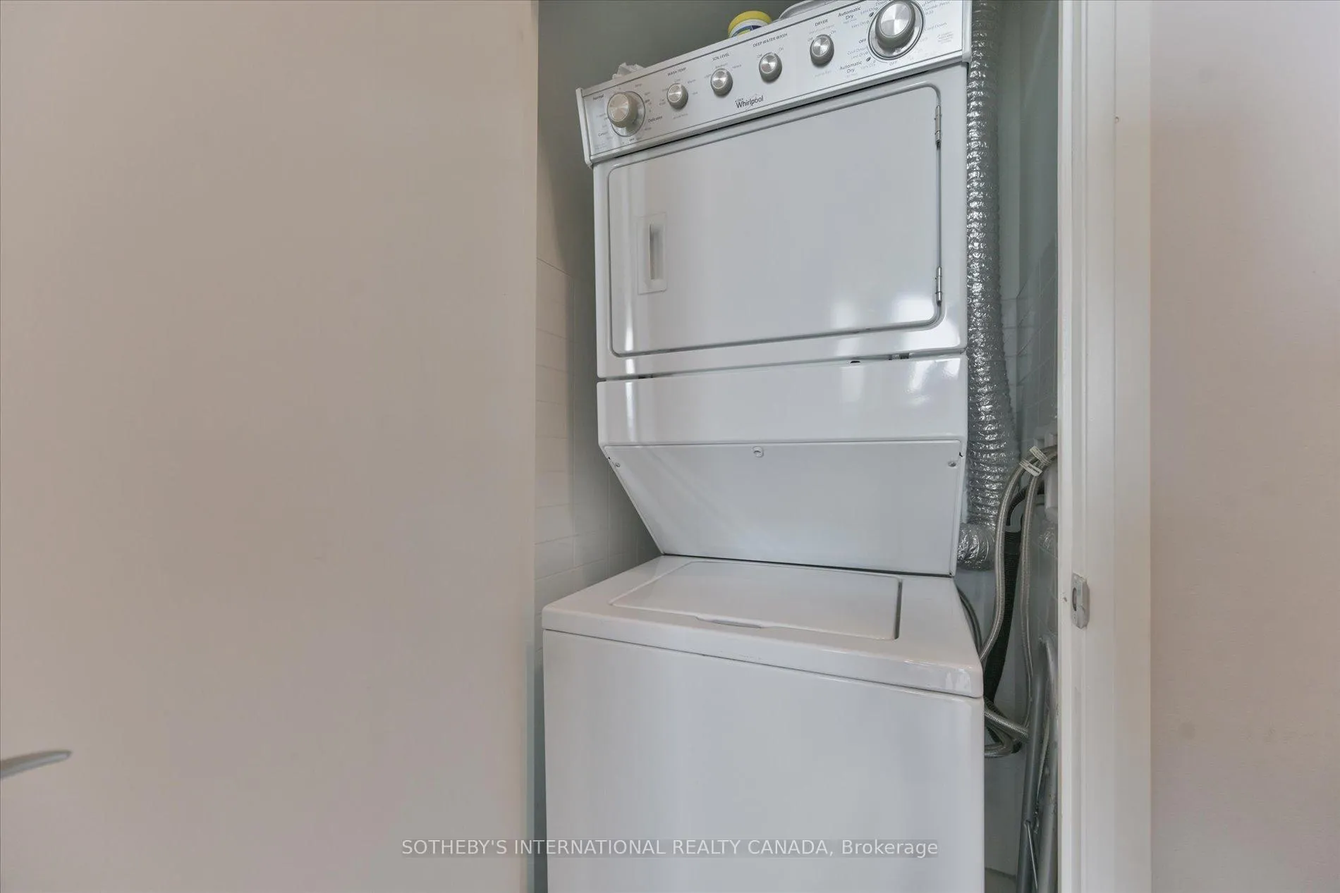 Photo 23 of Unit 3401, 2910 Highway 7, Vaughan, Concord — HOMEH