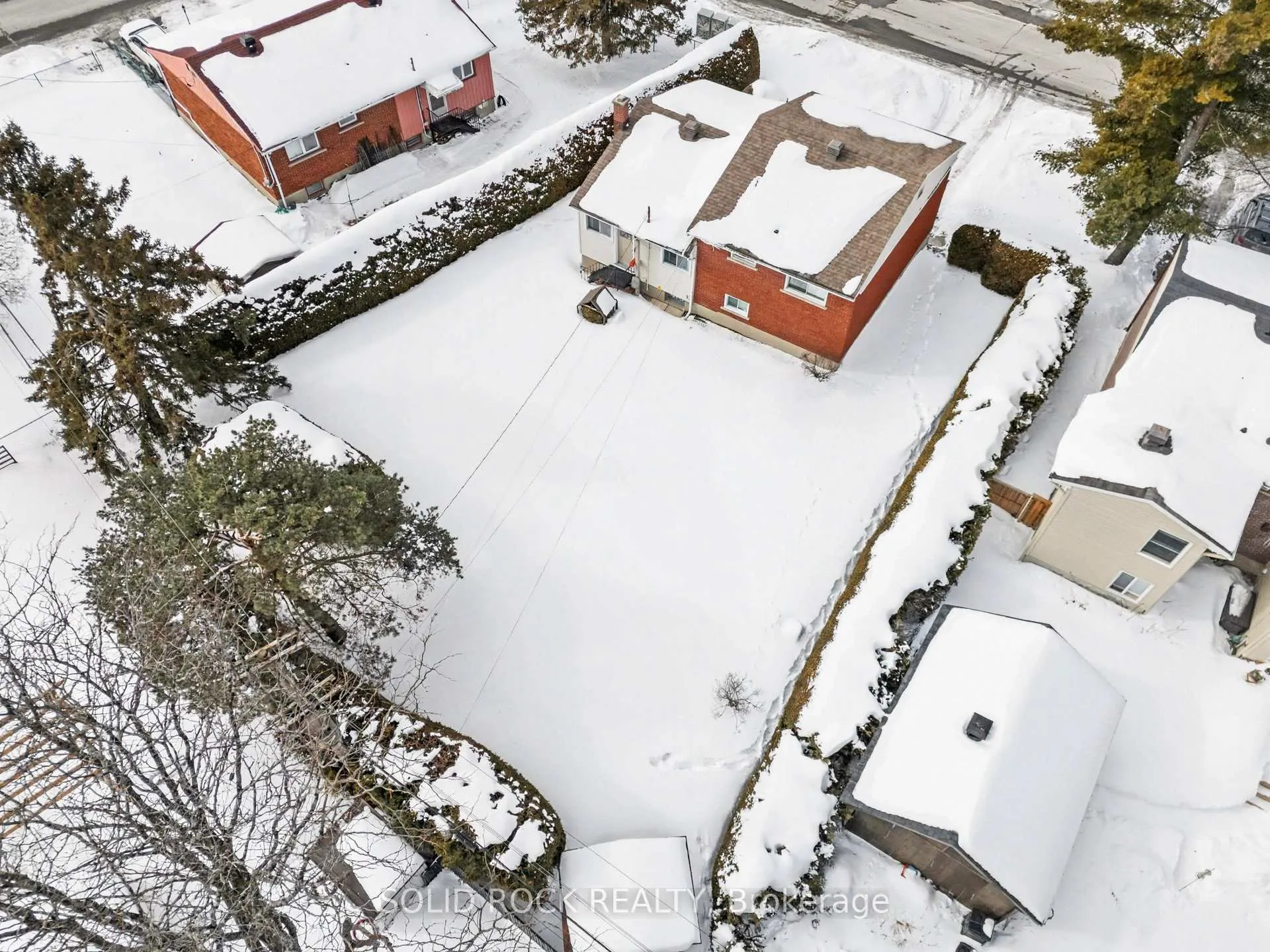 Photo 34 of 990 Harkness Avenue, Ottawa, Riverside Park — HOMEH