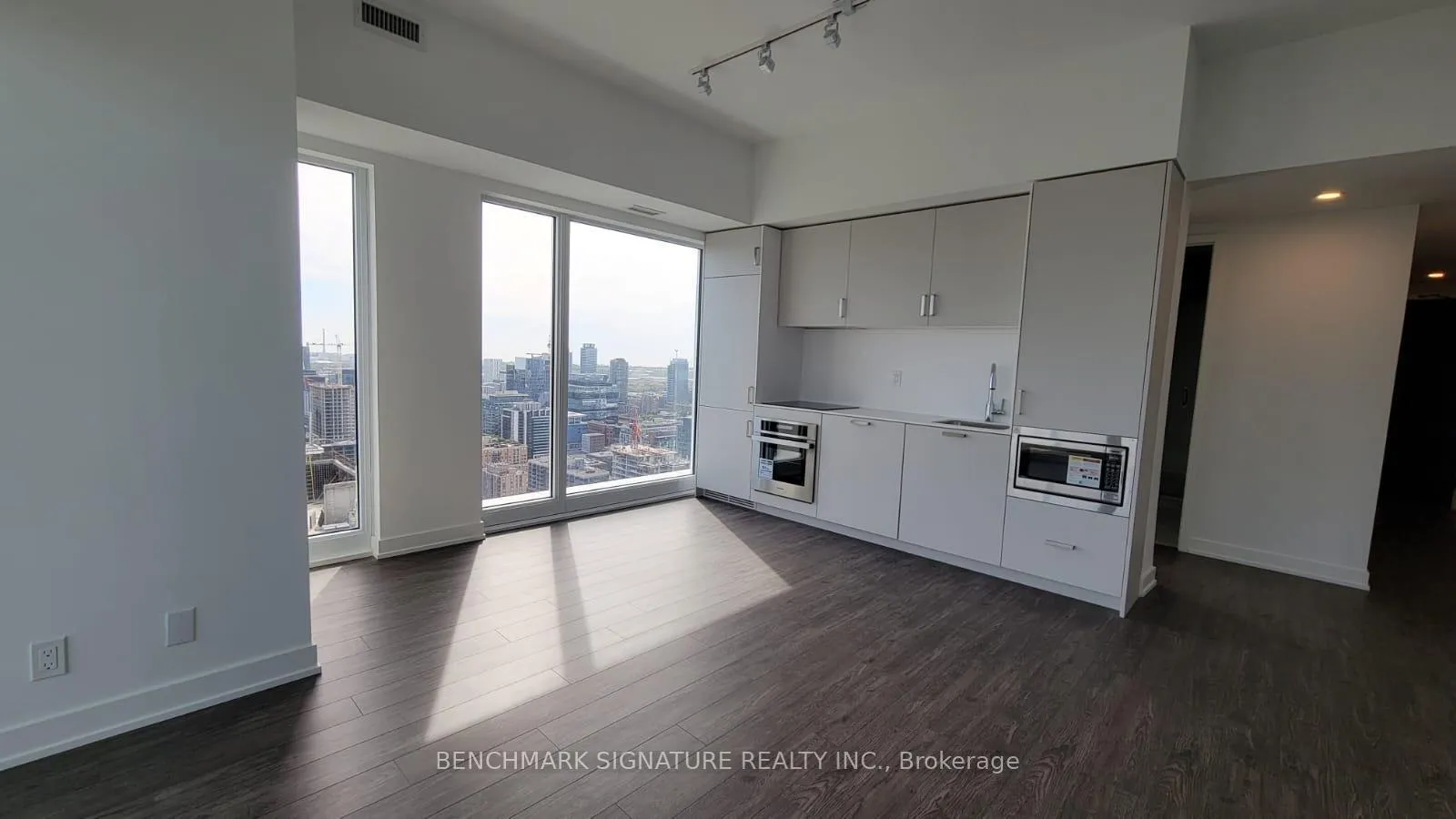Photo 1 of Unit 5002, 88 Queen Street E, Toronto, Church-Yonge Corridor — HOMEH