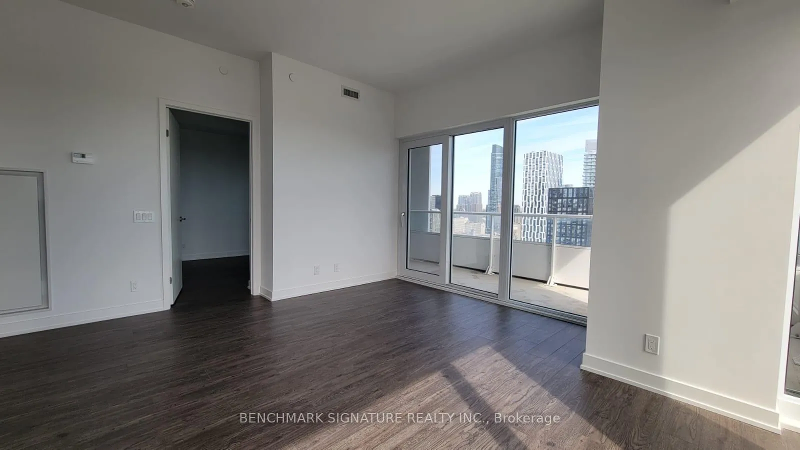 Photo 6 of Unit 5002, 88 Queen Street E, Toronto, Church-Yonge Corridor — HOMEH