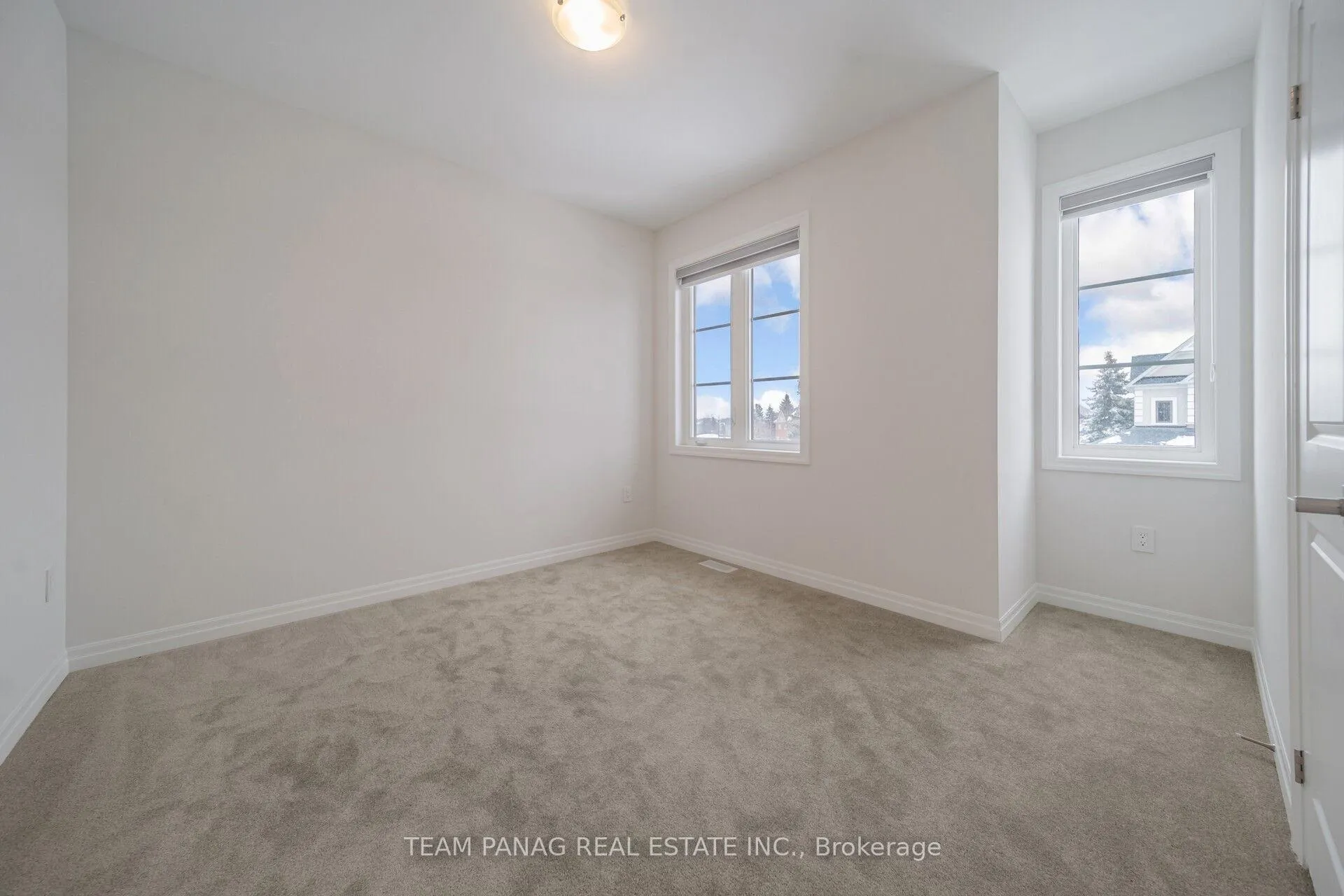 Photo 26 of 20 Altamira Road, Brampton, Vales of Castlemore — HOMEH
