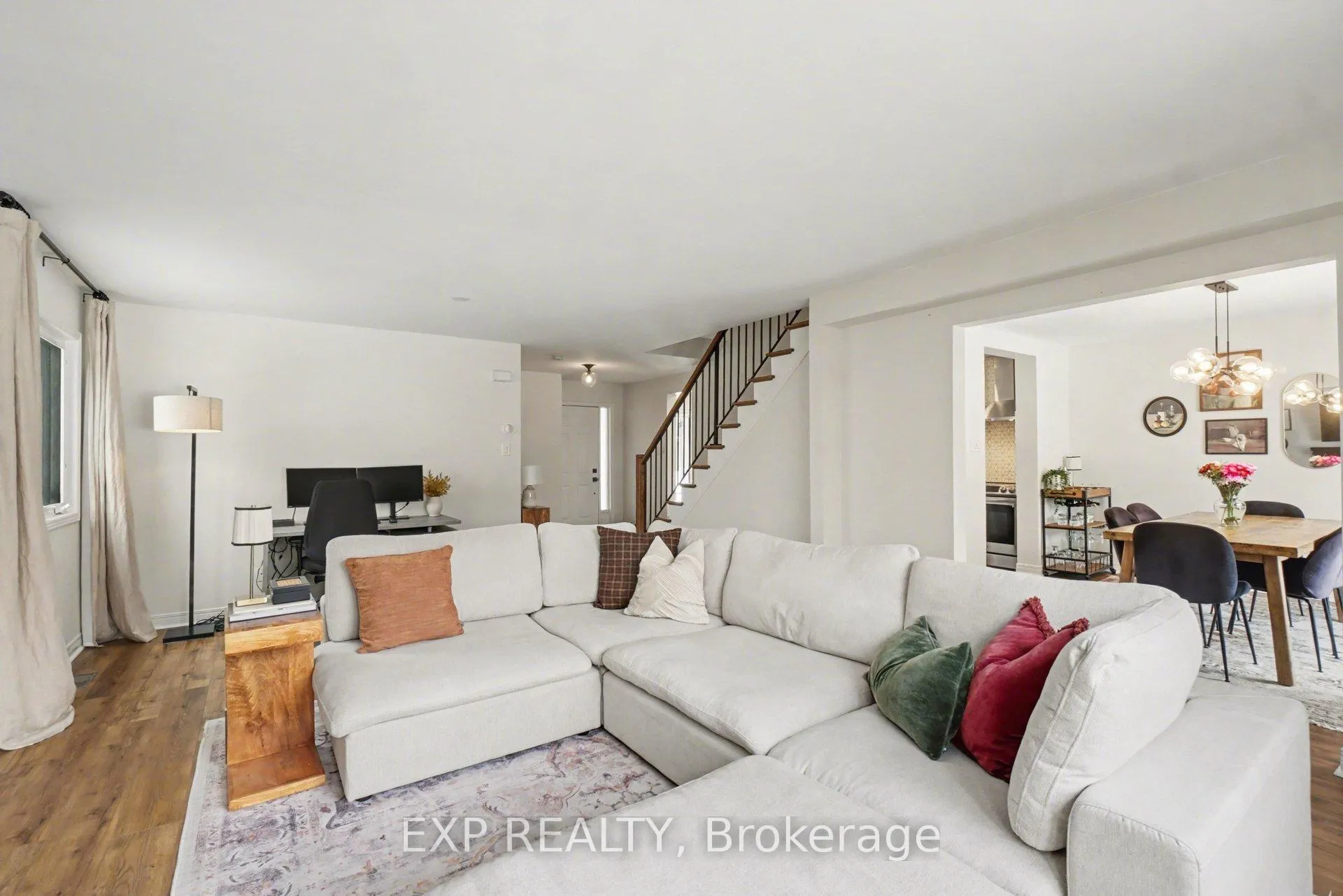 Photo 7 of 710 Princess Louise Drive, Ottawa, Fallingbrook/Ridgemount — HOMEH