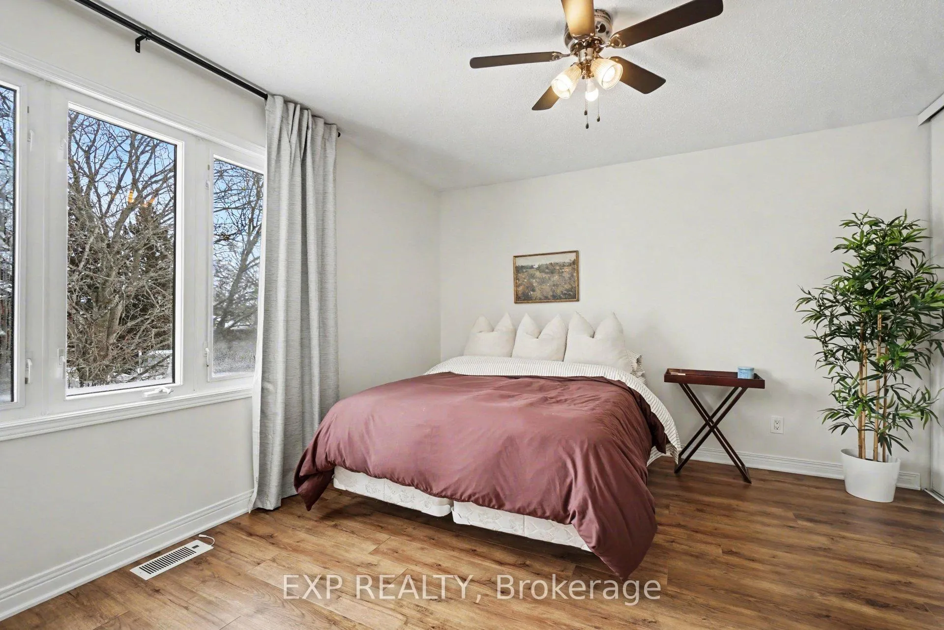 Photo 24 of 710 Princess Louise Drive, Ottawa, Fallingbrook/Ridgemount — HOMEH