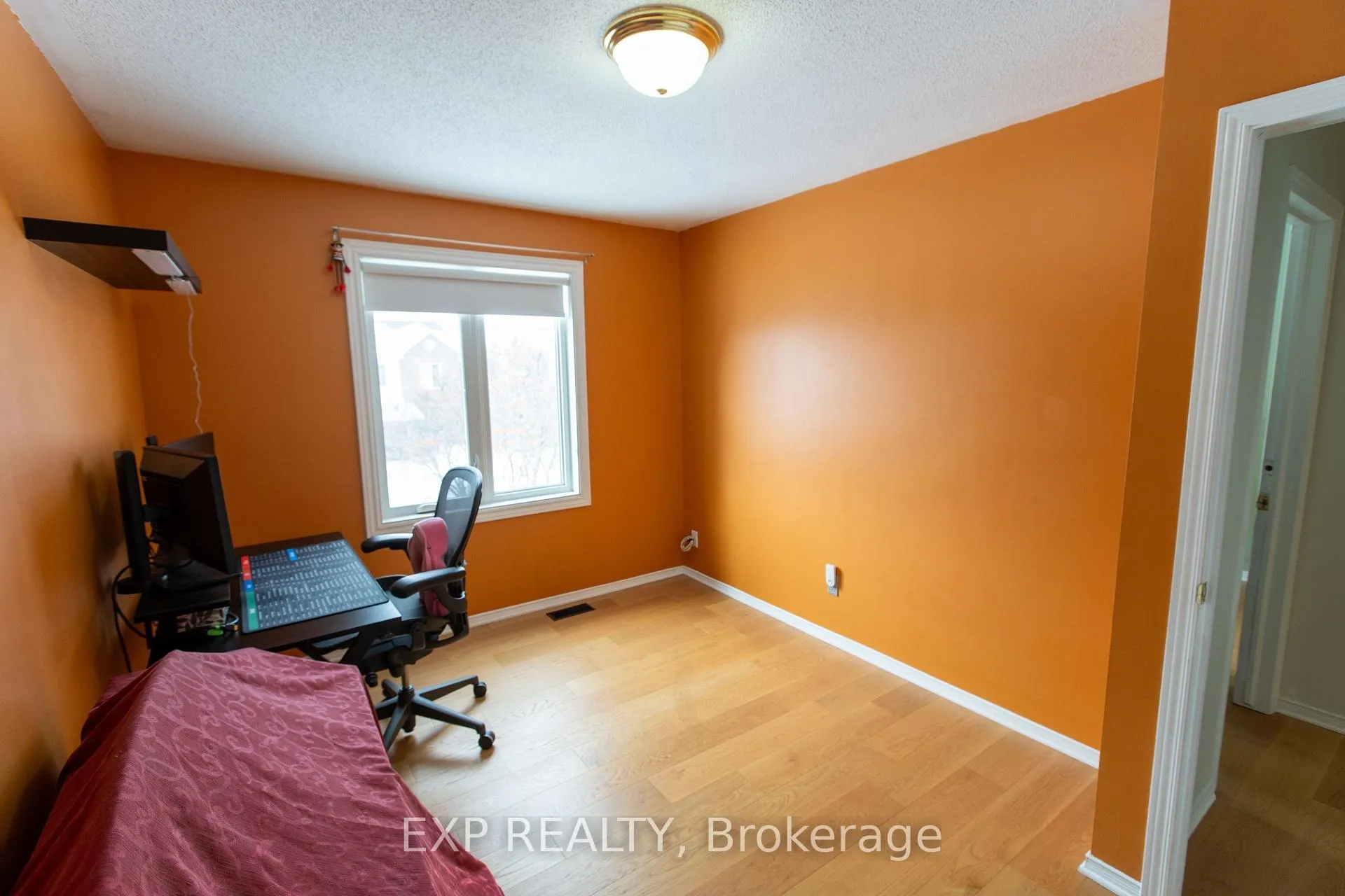 Photo 20 of 54 Sheppard's Glen Avenue, Ottawa, Kanata - Emerald Meadows/Trailwest — HOMEH