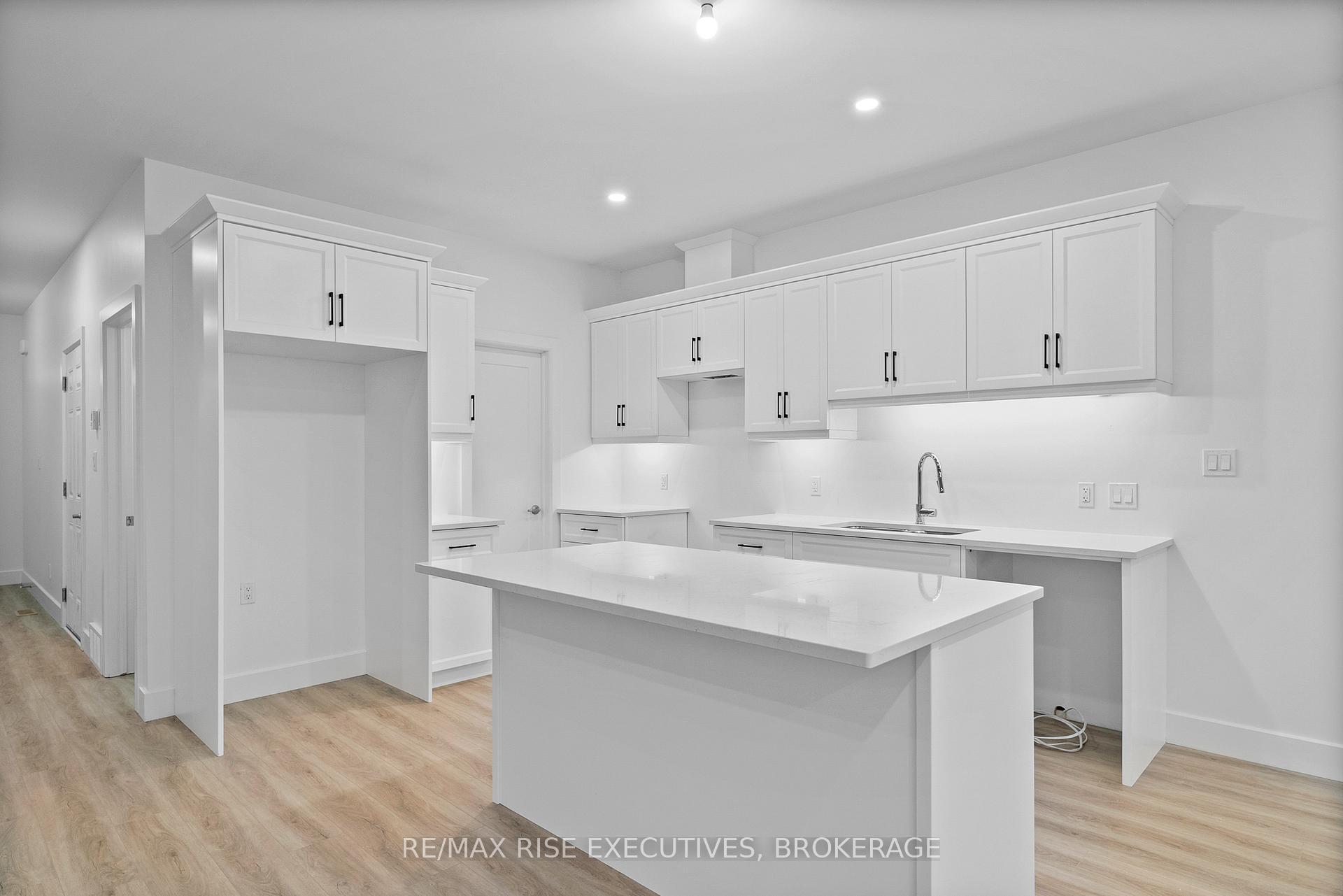 Photo 10 of 2703 Delmar Street, Kingston, City Northwest — HOMEH
